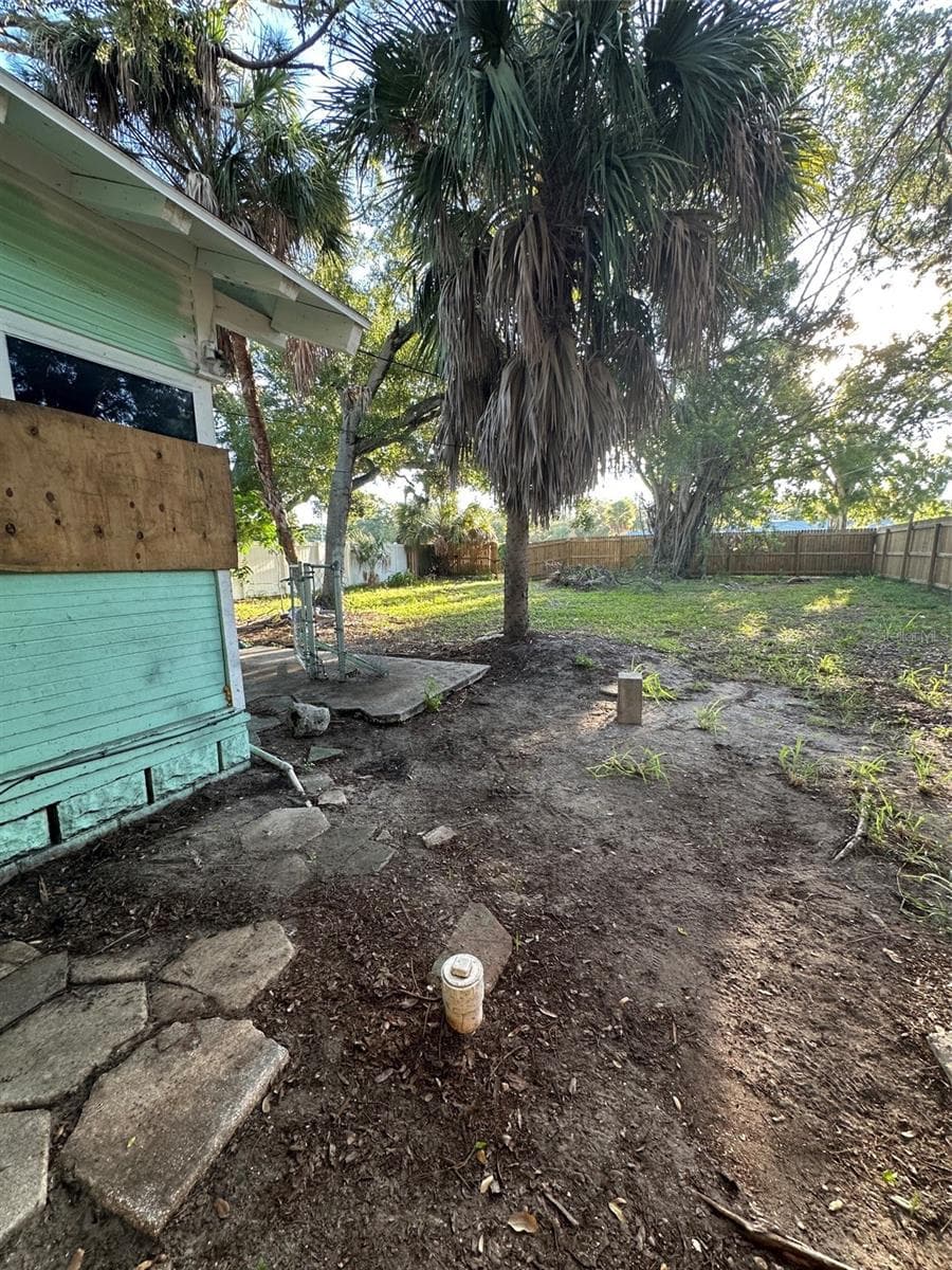 Single Family Residence at 2320 5TH ST S, ST PETERSBURG, photo 14 of 16