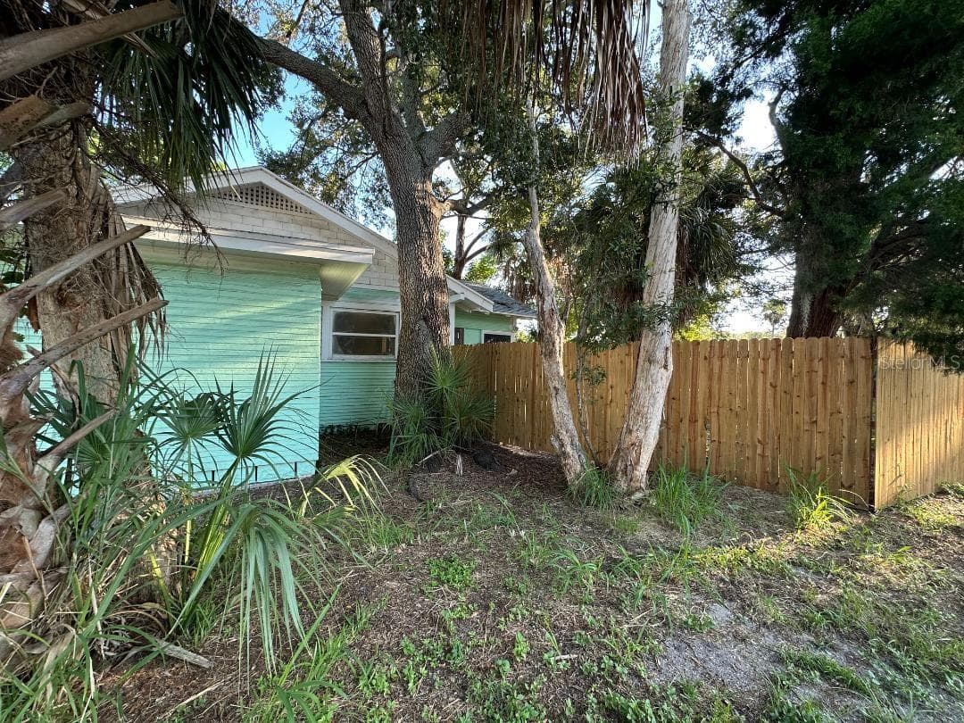 Single Family Residence at 2320 5TH ST S, ST PETERSBURG, photo 15 of 16