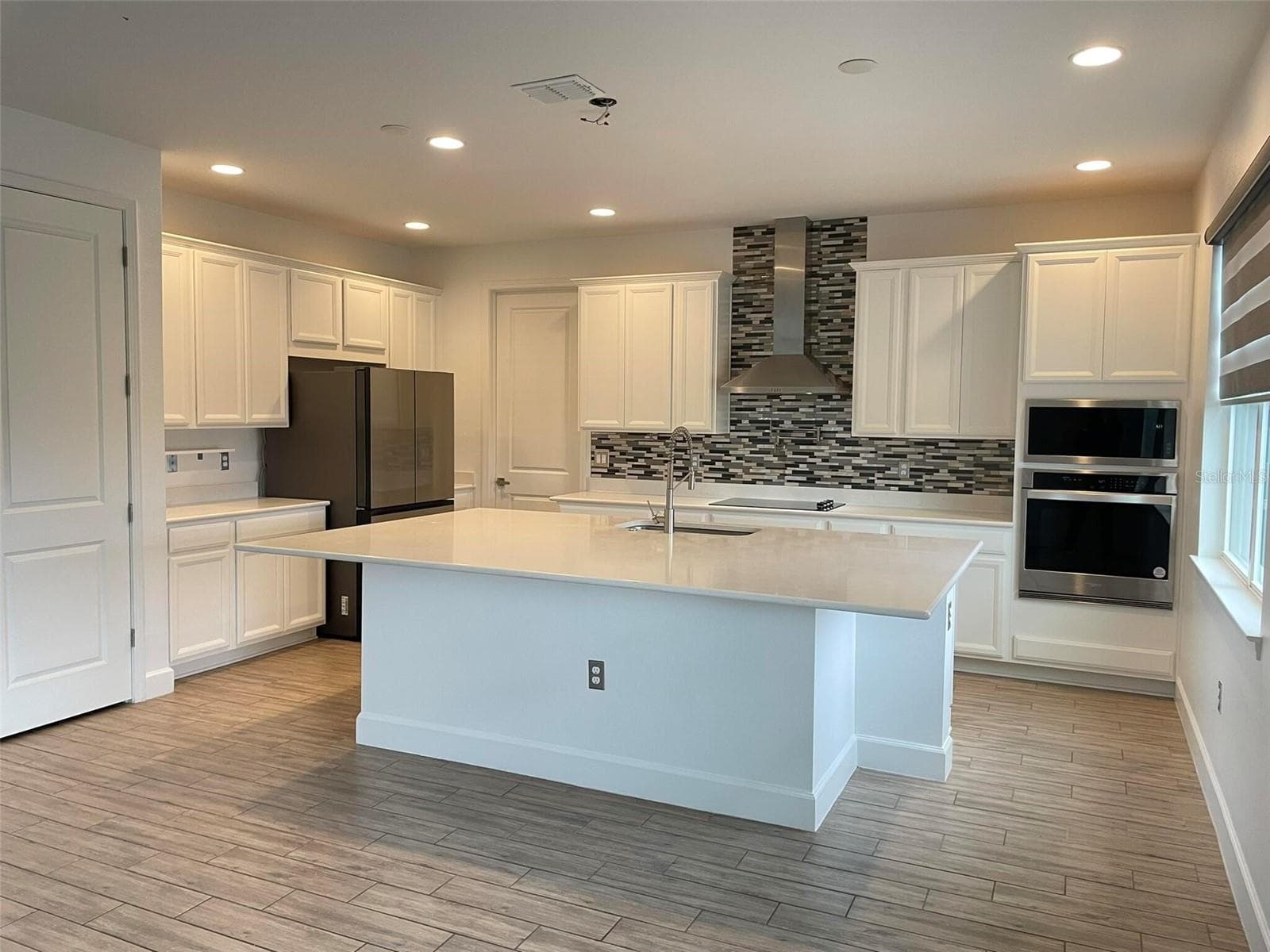 Single Family Residence at 17708 SAWGRASS RUN, DEER ISLAND, photo 5 of 79