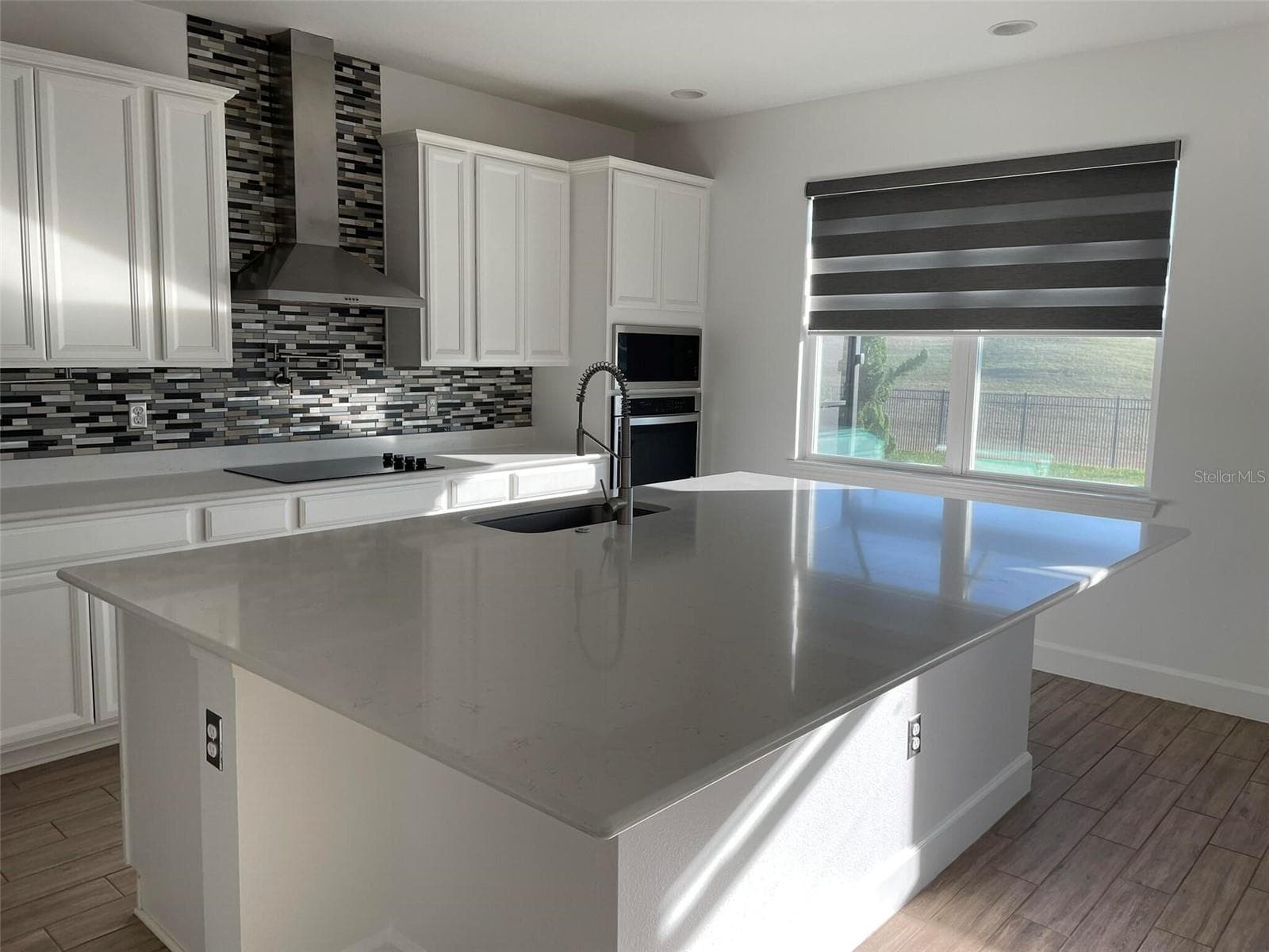 Single Family Residence at 17708 SAWGRASS RUN, DEER ISLAND, photo 12 of 79