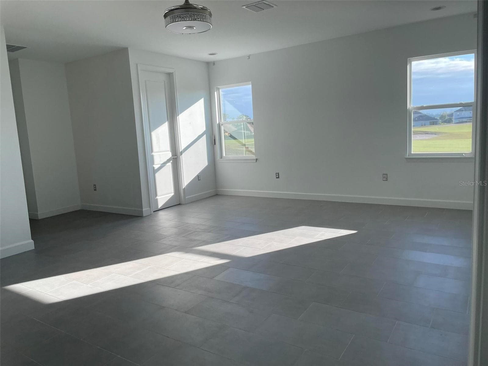 Single Family Residence at 17708 SAWGRASS RUN, DEER ISLAND, photo 42 of 79