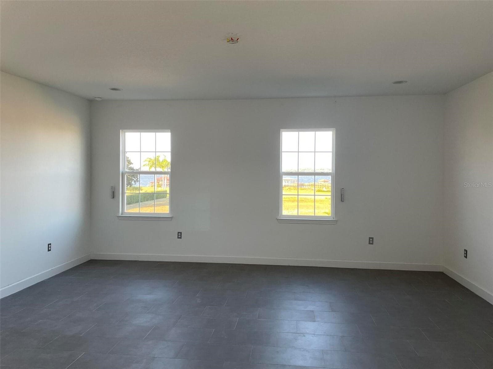 Single Family Residence at 17708 SAWGRASS RUN, DEER ISLAND, photo 54 of 79