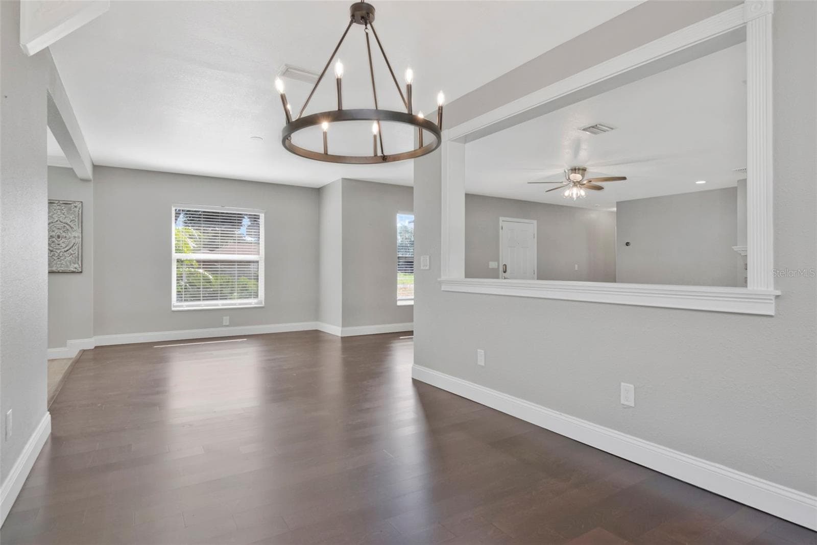 Single Family Residence at 712 S OAKWOOD AVE, BRANDON, photo 11 of 55