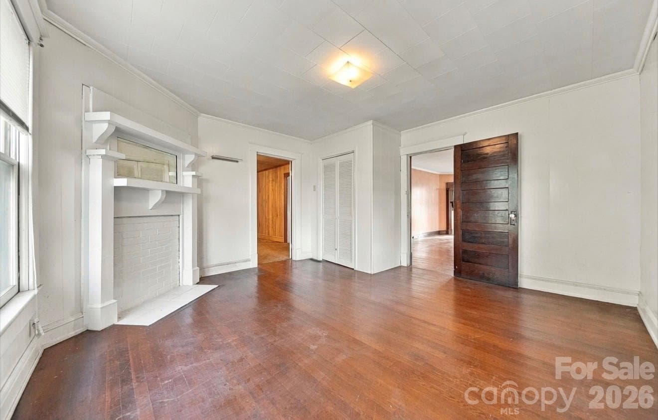 Single Family Residence at 3140 W Main Street, Claremont, photo 14 of 48
