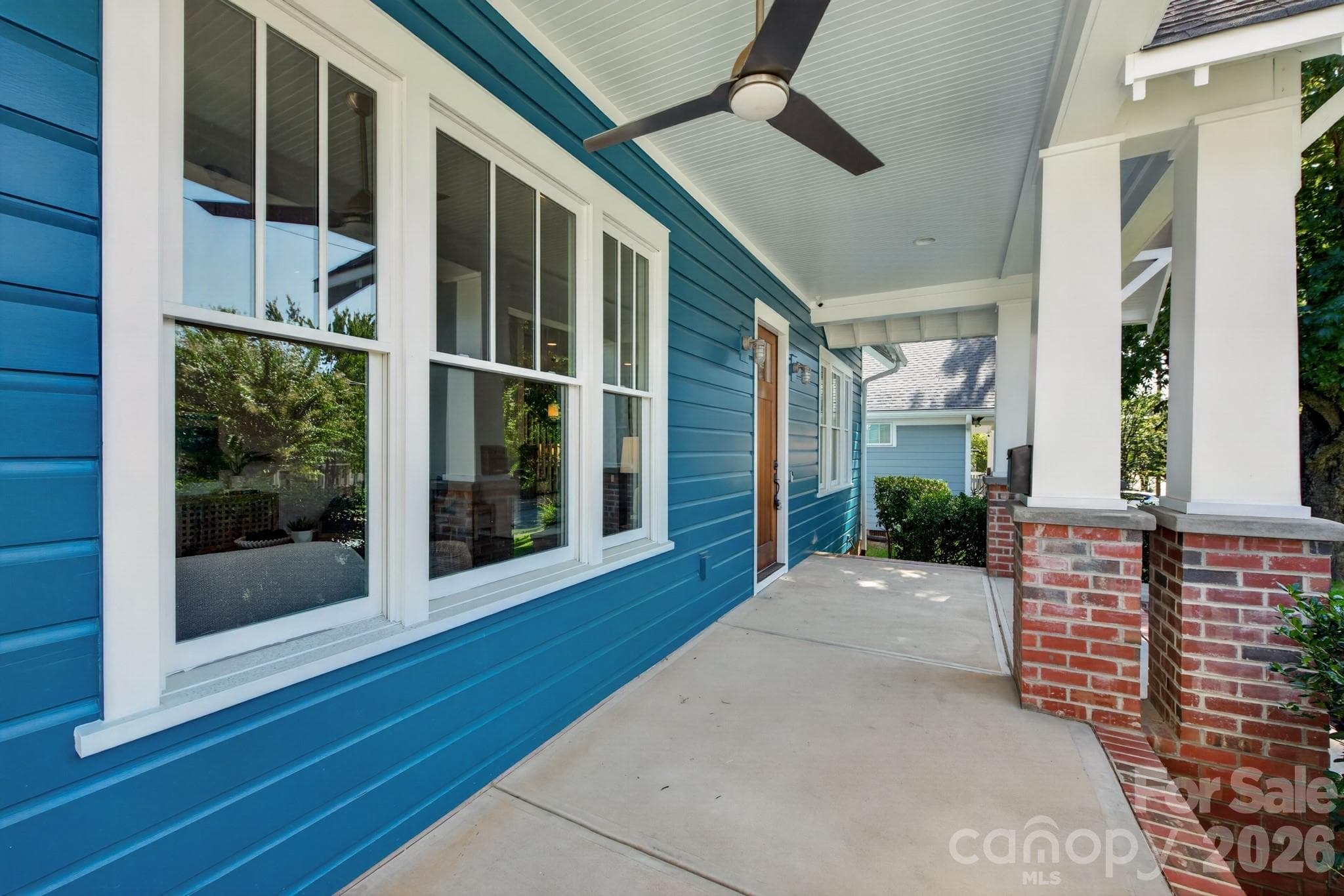 Single Family Residence at 416 W Park Avenue, Charlotte, photo 5 of 48