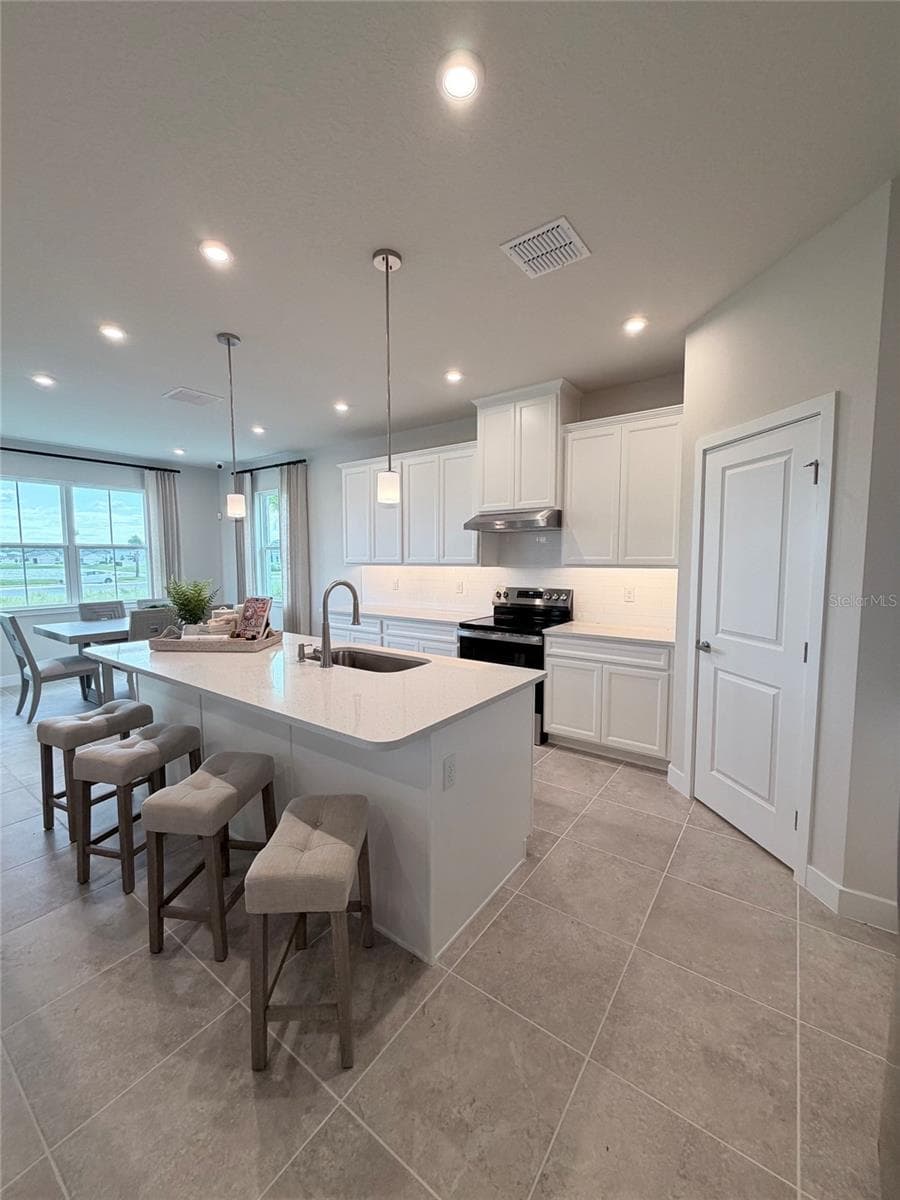Single Family Residence at 4760 GOODMANS BAY DR, KISSIMMEE, photo 5 of 17