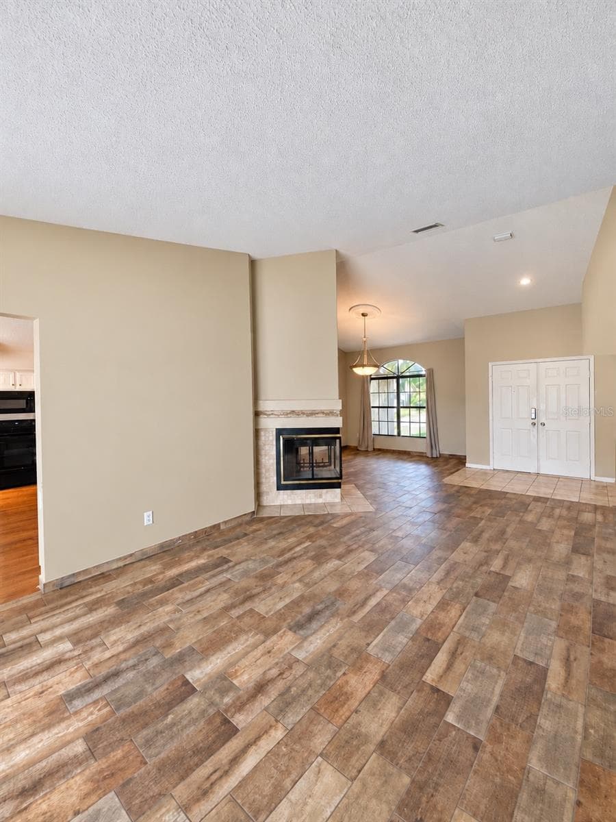 Single Family Residence at 1912 ELK SPRING DR, BRANDON, photo 10 of 44