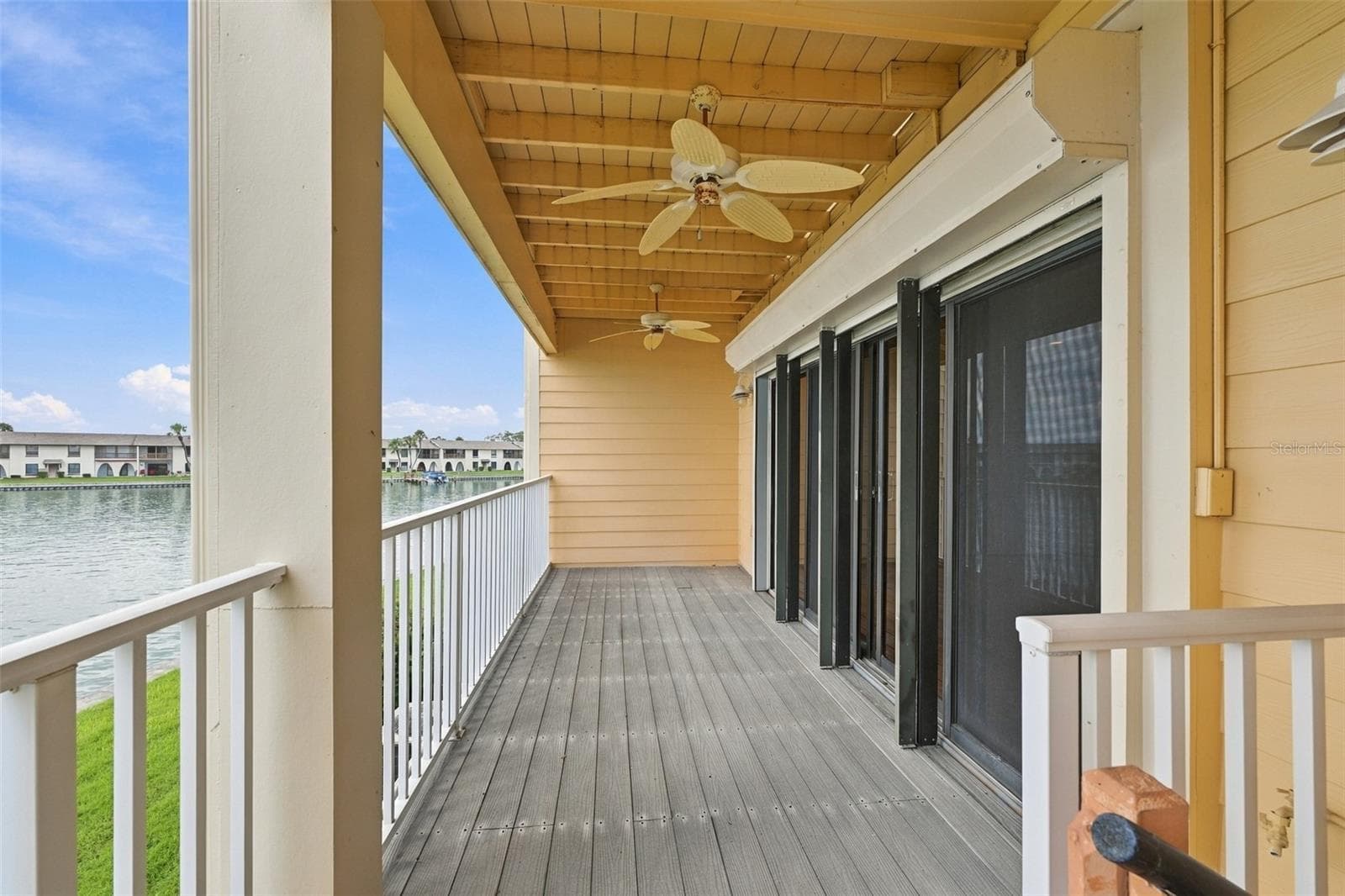 Townhouse at 535 HAVEN POINT DR, TREASURE ISLAND, photo 10 of 62