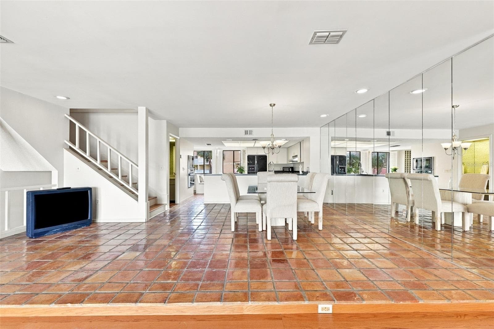 Townhouse at 535 HAVEN POINT DR, TREASURE ISLAND, photo 16 of 62