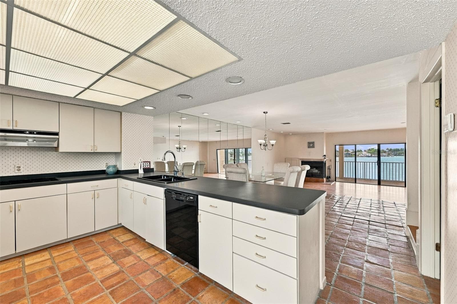 Townhouse at 535 HAVEN POINT DR, TREASURE ISLAND, photo 23 of 62