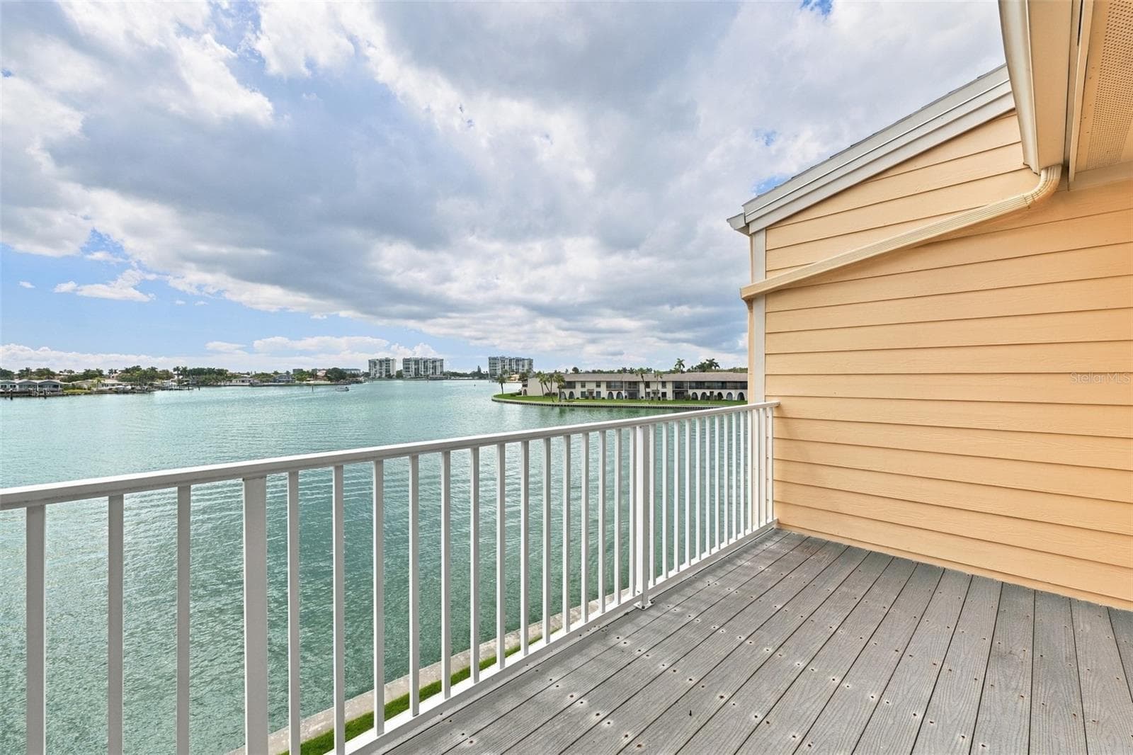 Townhouse at 535 HAVEN POINT DR, TREASURE ISLAND, photo 33 of 62