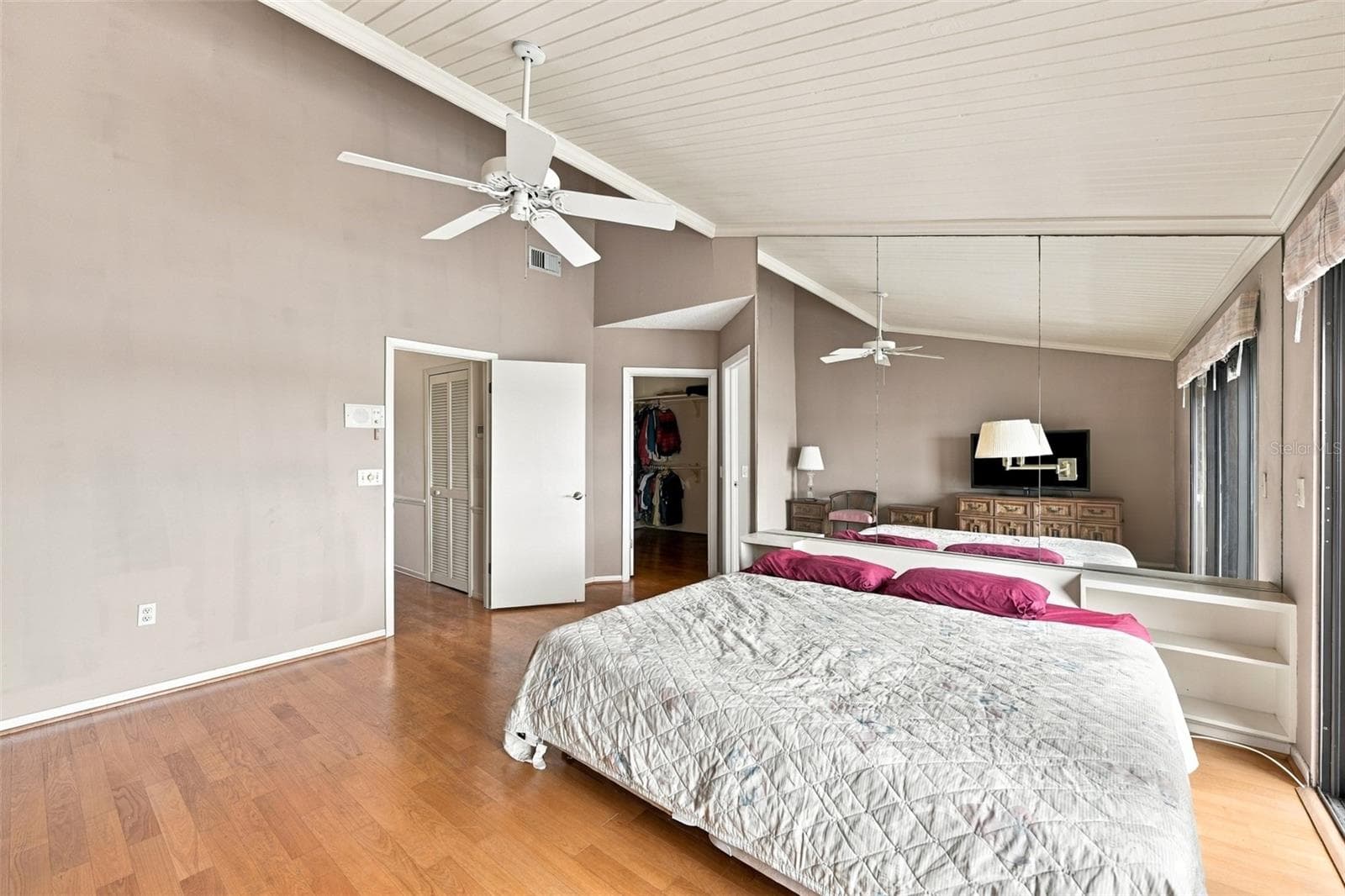 Townhouse at 535 HAVEN POINT DR, TREASURE ISLAND, photo 35 of 62
