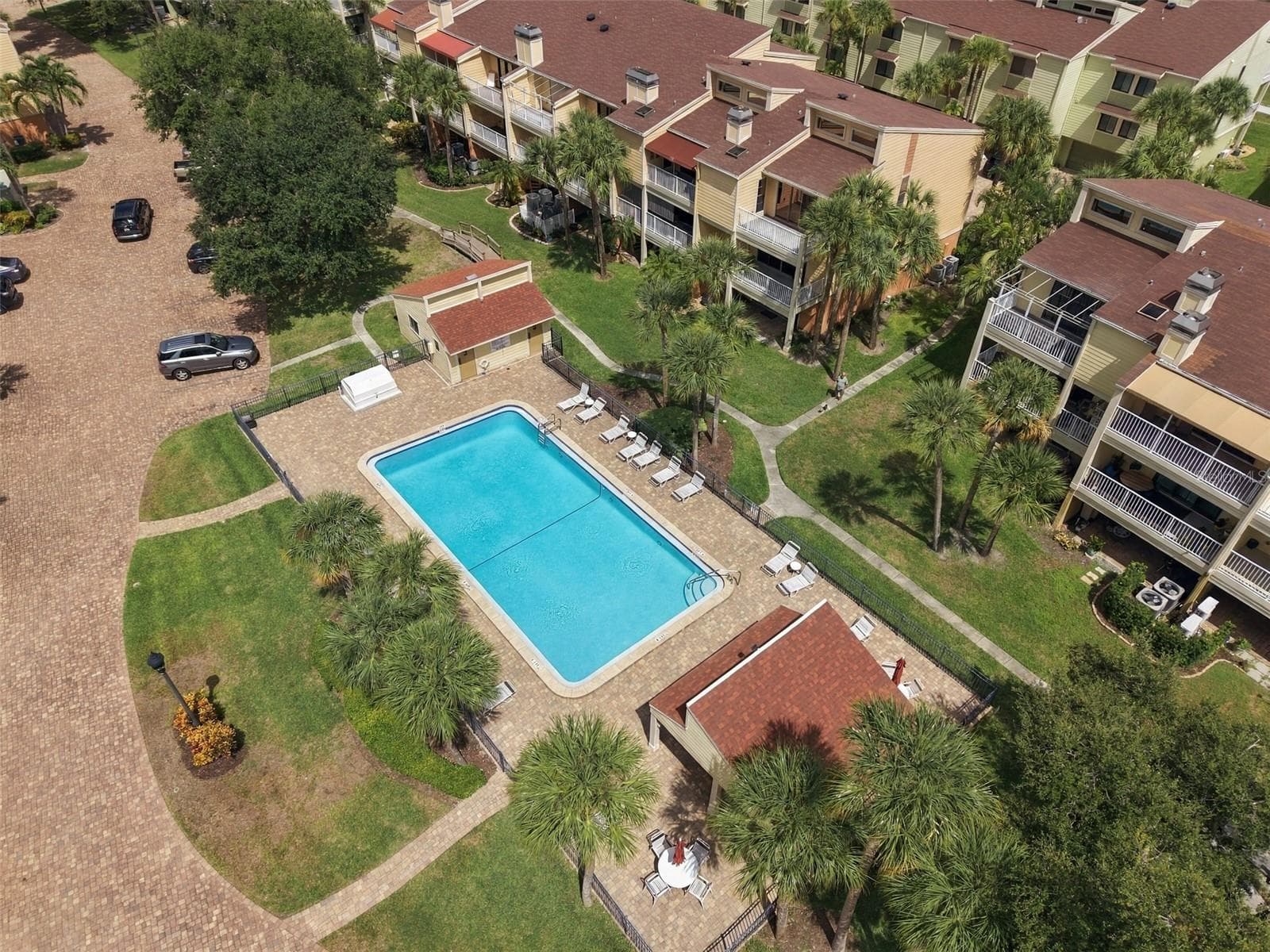 Townhouse at 535 HAVEN POINT DR, TREASURE ISLAND, photo 51 of 62