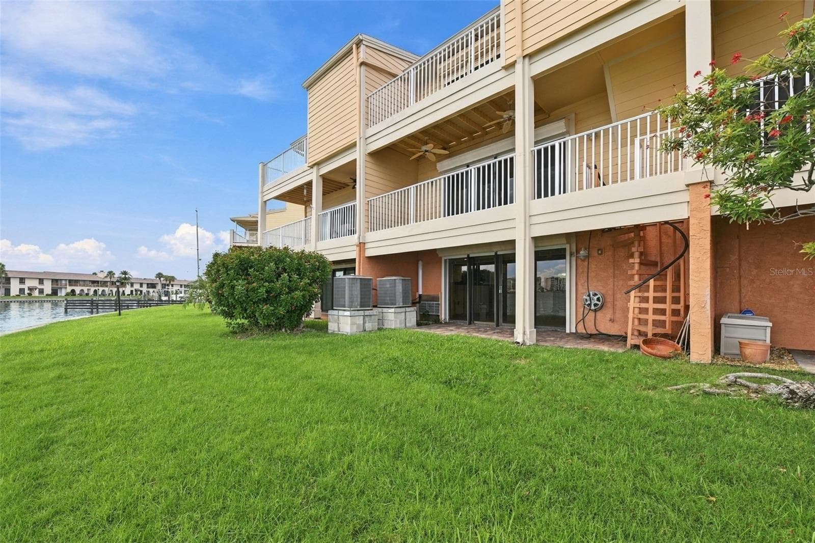 Townhouse at 535 HAVEN POINT DR, TREASURE ISLAND, photo 54 of 62
