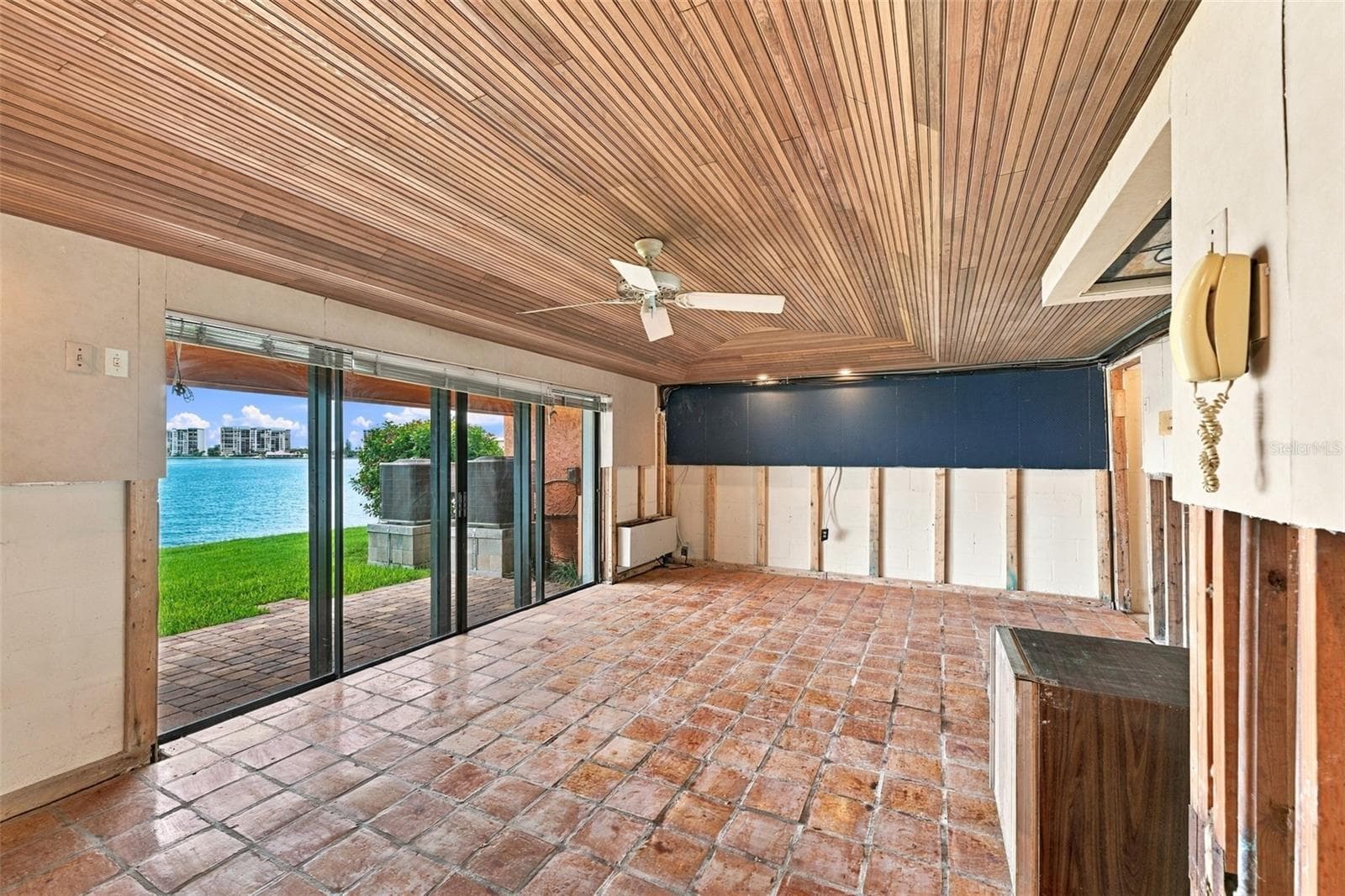Townhouse at 535 HAVEN POINT DR, TREASURE ISLAND, photo 58 of 62