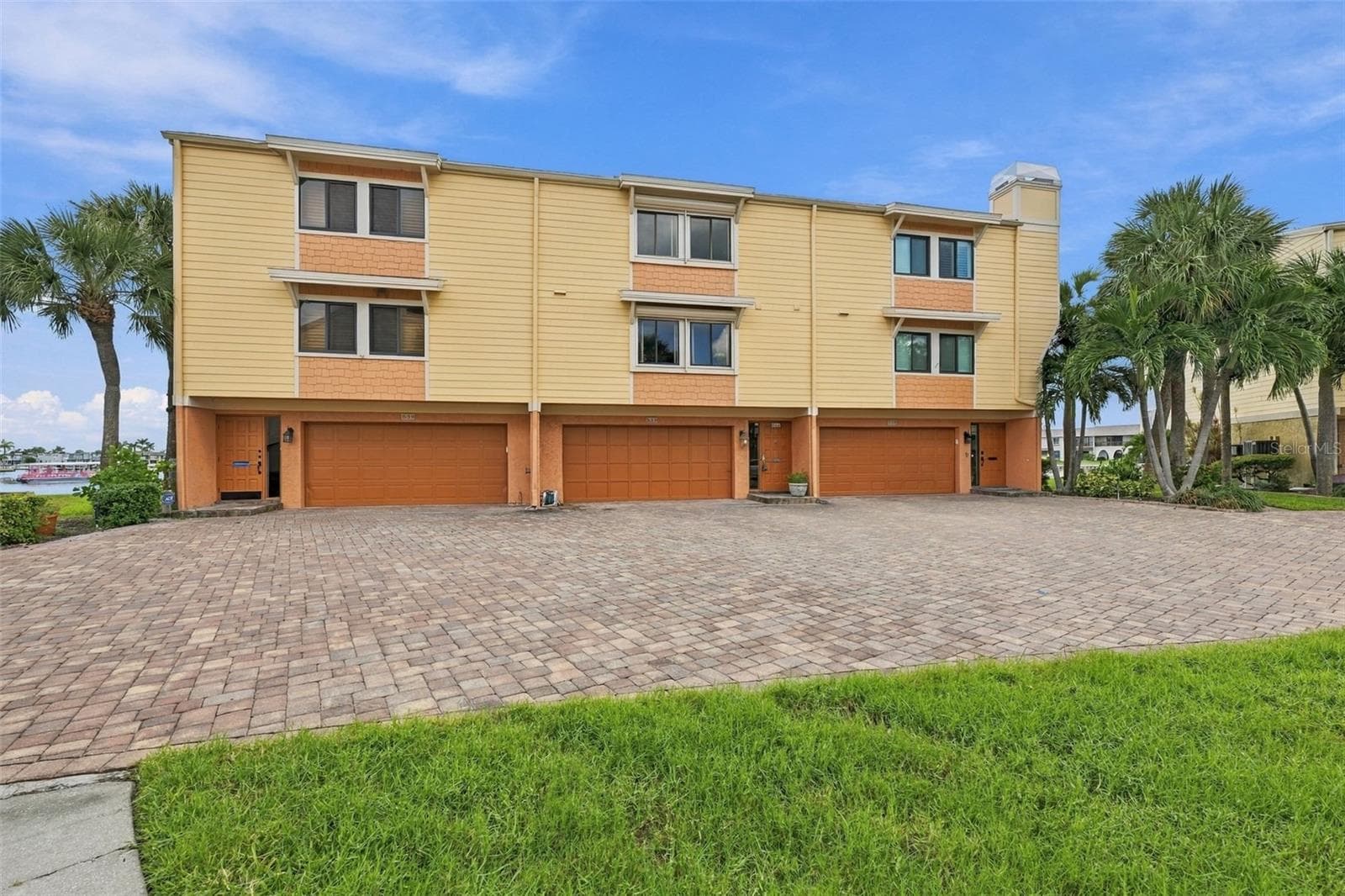 Townhouse at 535 HAVEN POINT DR, TREASURE ISLAND, photo 61 of 62