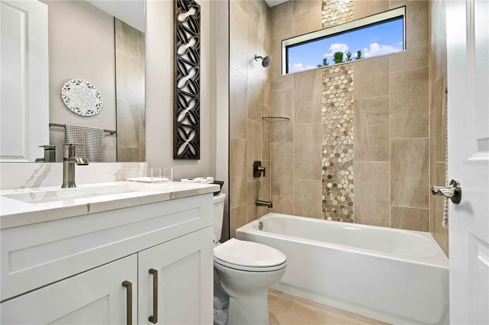 Full Bath #2 - 14449 HAMMOCK OAK ST, PARRISH