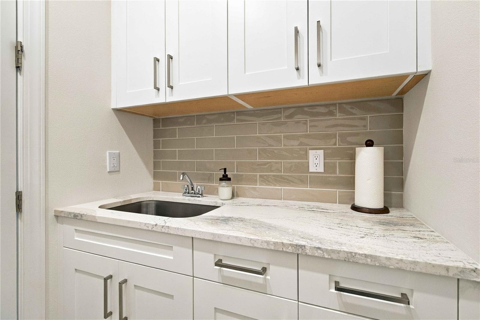 Fully Customized Laundry Room w/sink & cabinetry & is its own room! - 14449 HAMMOCK OAK ST, PARRISH
