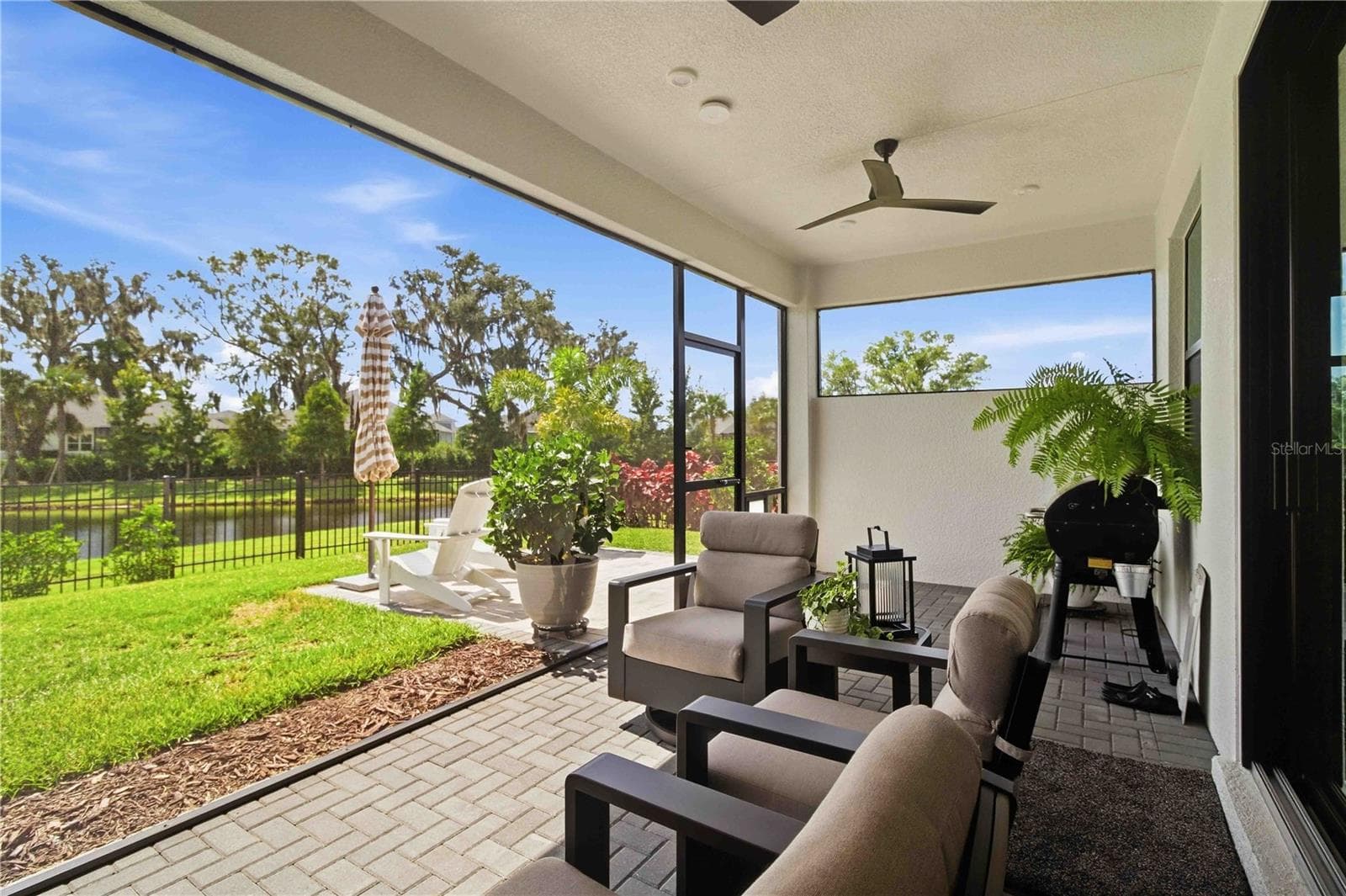 Screened Lanai w/Serene Water & Tree Views - 14449 HAMMOCK OAK ST, PARRISH