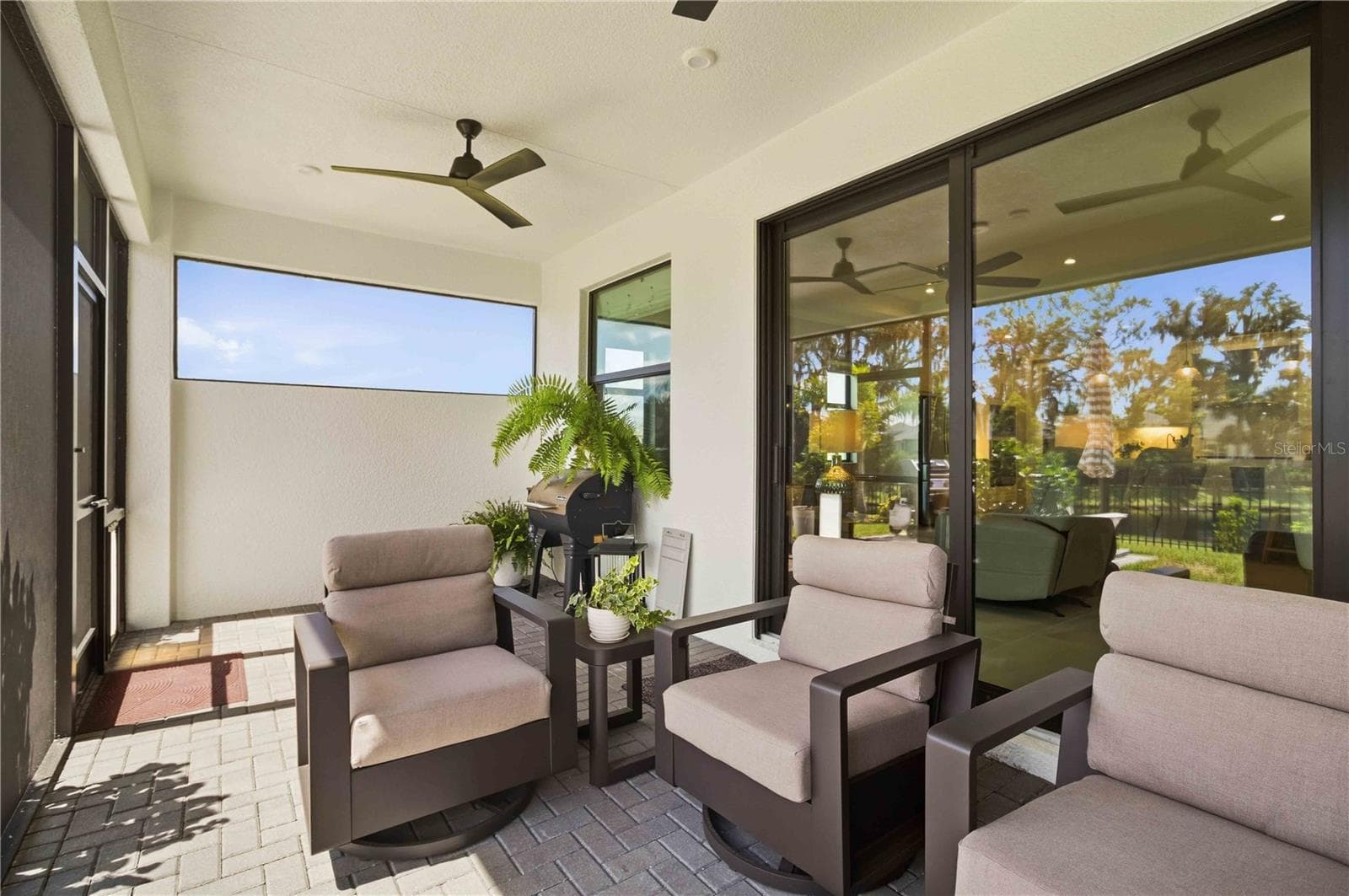 Florida Living at its Best! - 14449 HAMMOCK OAK ST, PARRISH