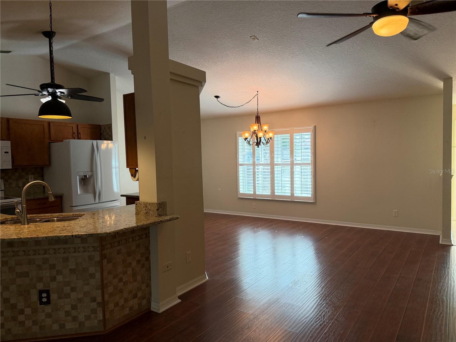 Looking from Master towards Dining Room - 8447 SW 60TH CT, OCALA