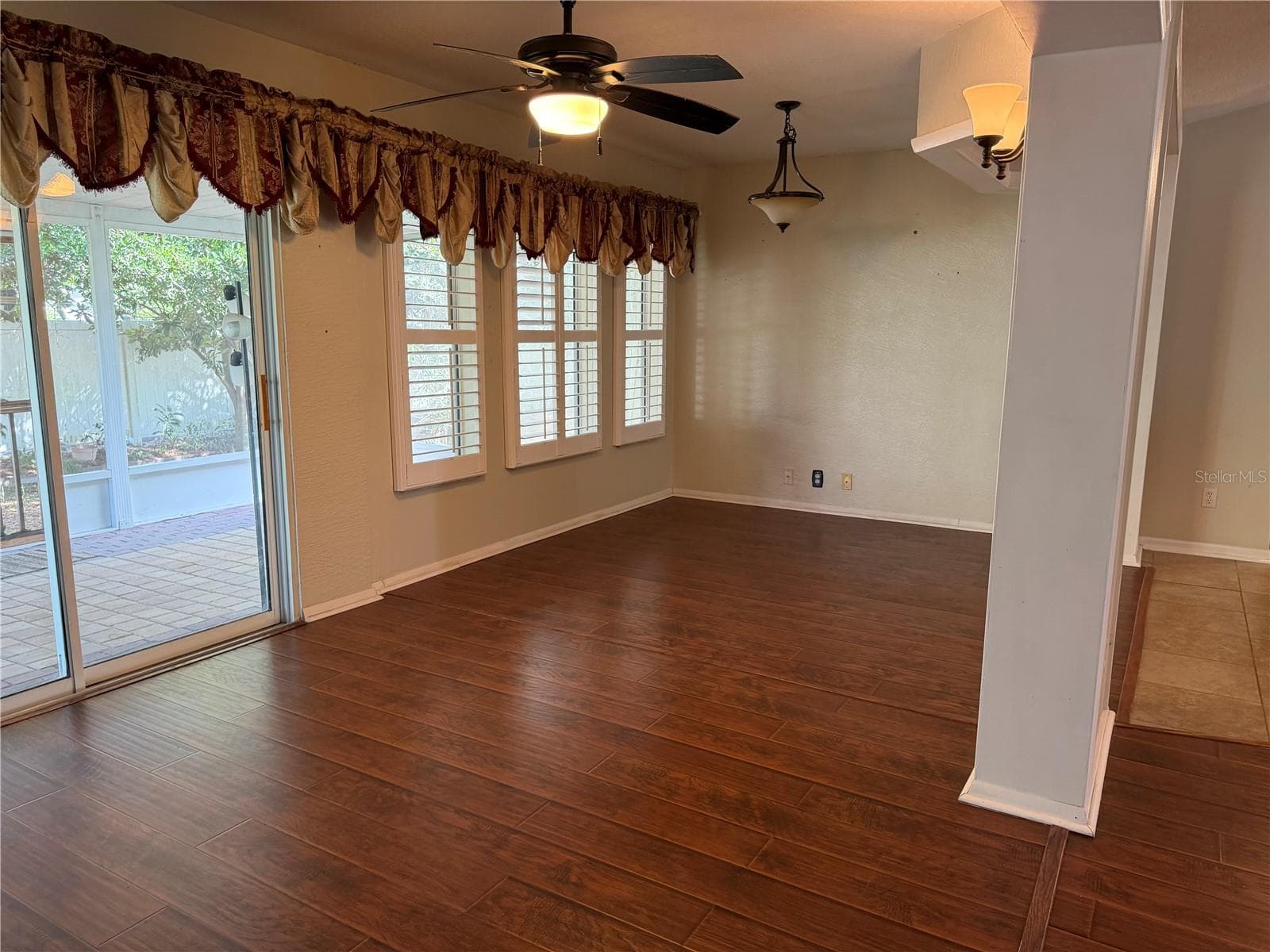 Flex Area - was used as office and breakfast nook - 8447 SW 60TH CT, OCALA