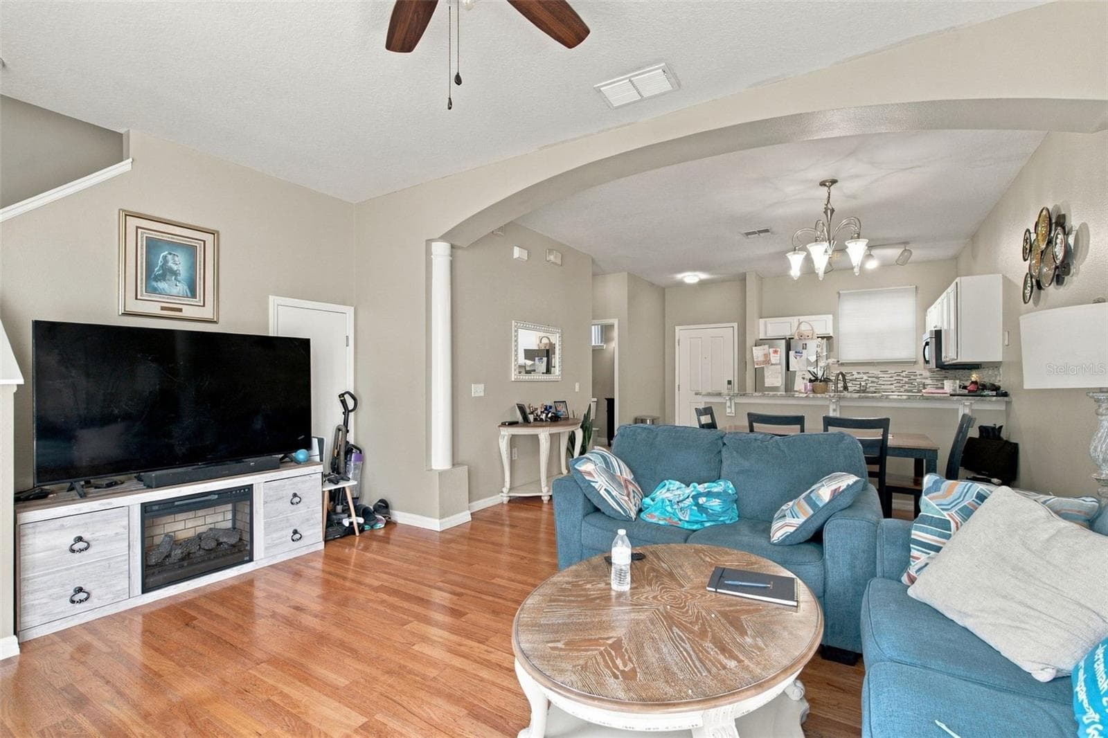 Townhouse at 457 MADISON CIR, DAVENPORT, photo 12 of 39