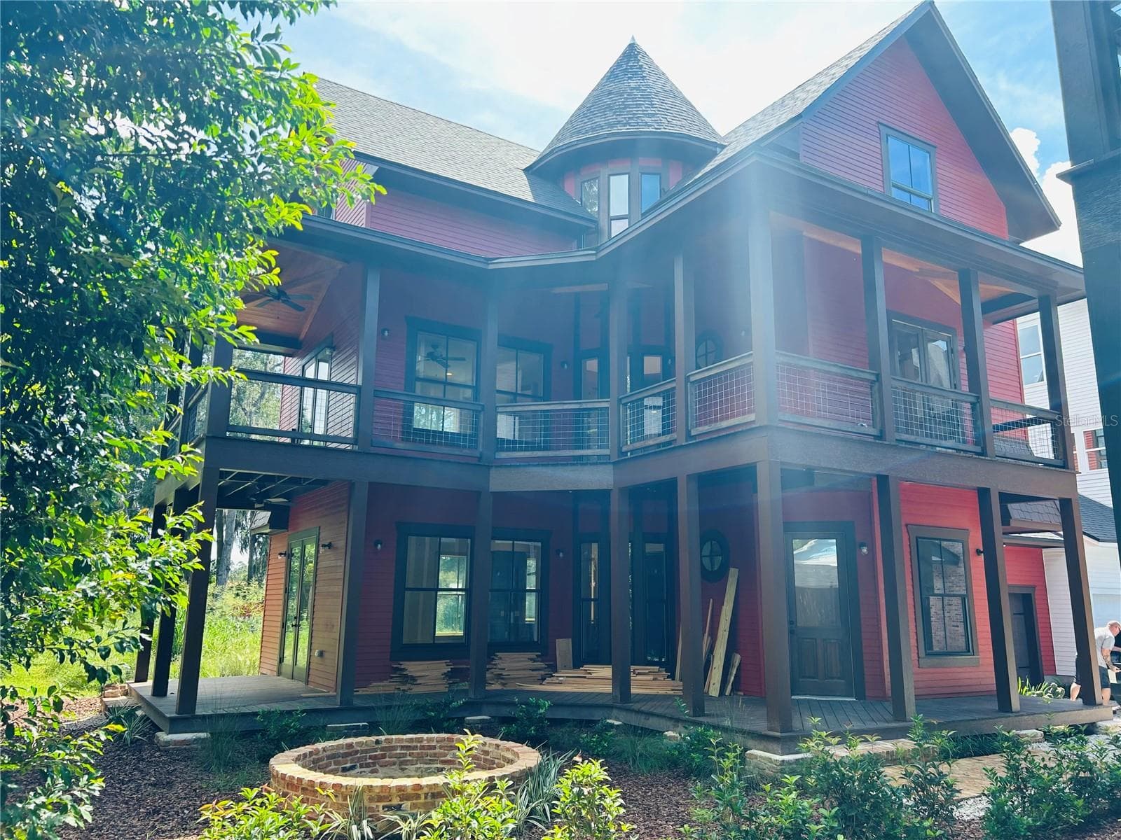 292 NW 12TH AVE