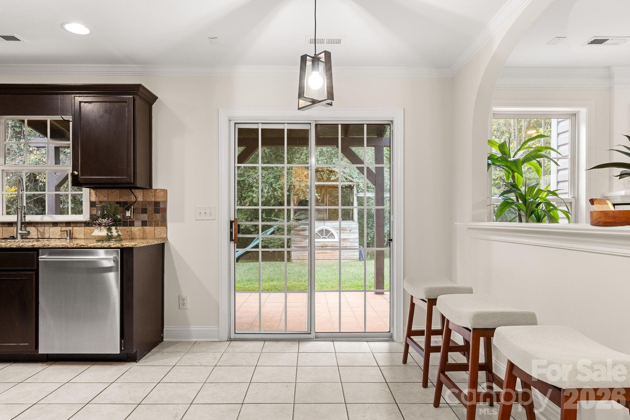 Single Family Residence at 1446 Deer Forest Drive, Fort Mill, photo 10 of 41