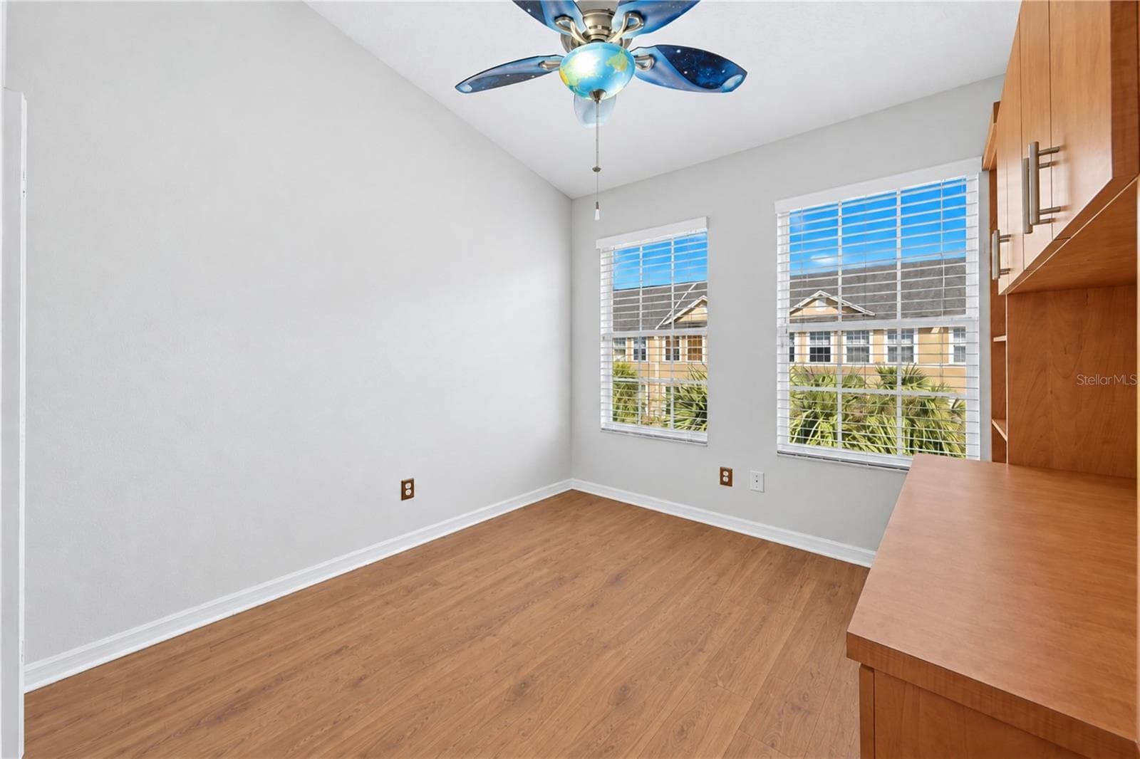 Townhouse at 3018 BAYSHORE POINTE DR, TAMPA, photo 33 of 57