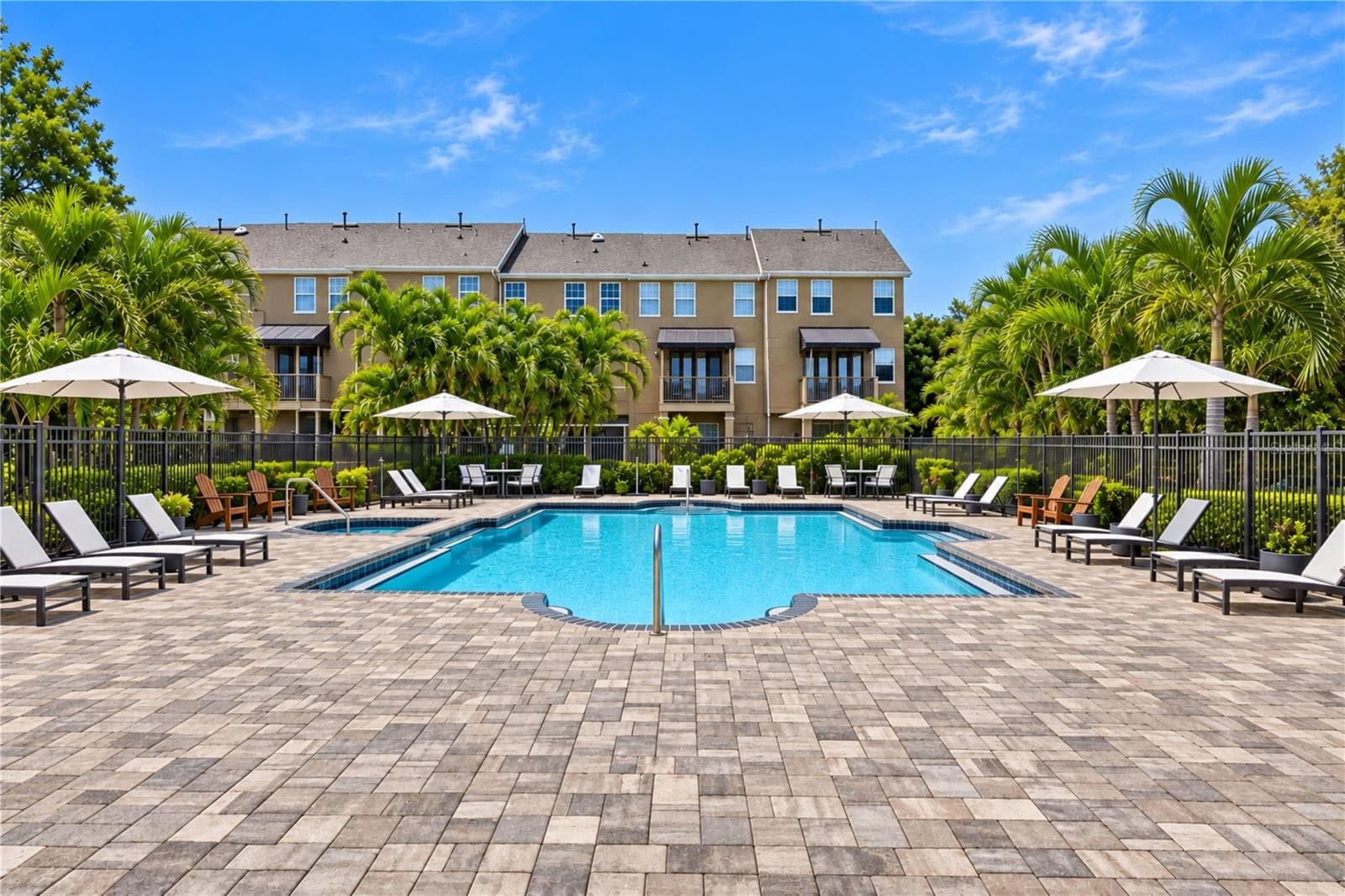 Townhouse at 3018 BAYSHORE POINTE DR, TAMPA, photo 48 of 57