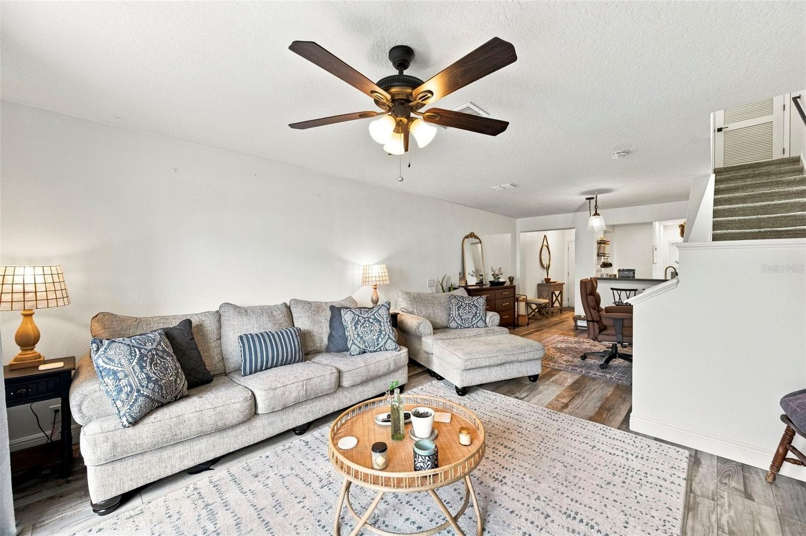 Townhouse at 2011 SEA FRONT CT, CLEARWATER, photo 19 of 58