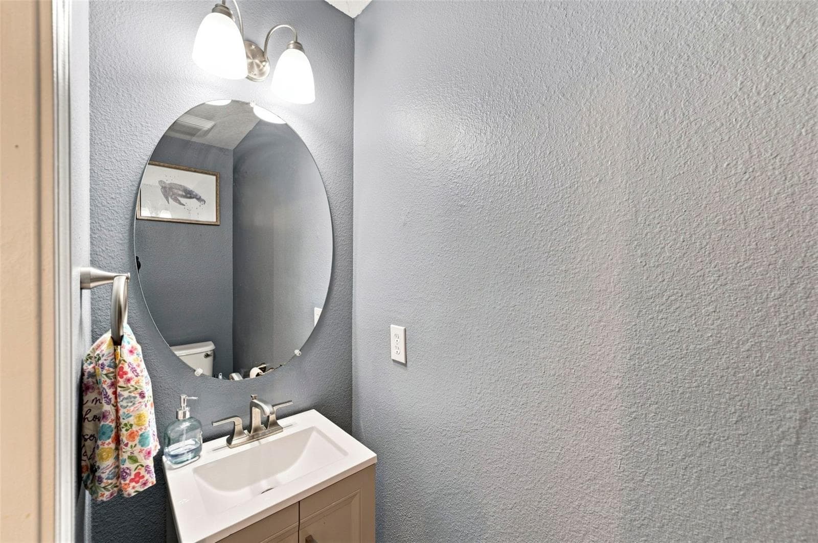 Townhouse at 2011 SEA FRONT CT, CLEARWATER, photo 23 of 58