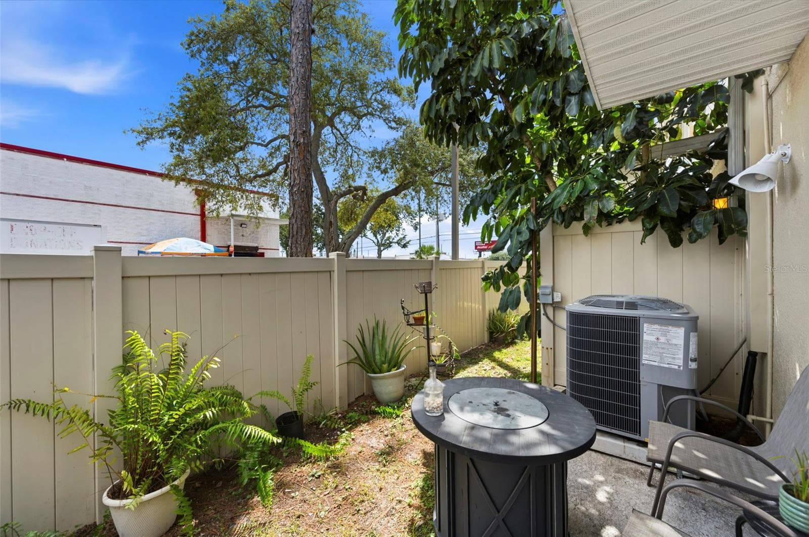 Townhouse at 2011 SEA FRONT CT, CLEARWATER, photo 24 of 58