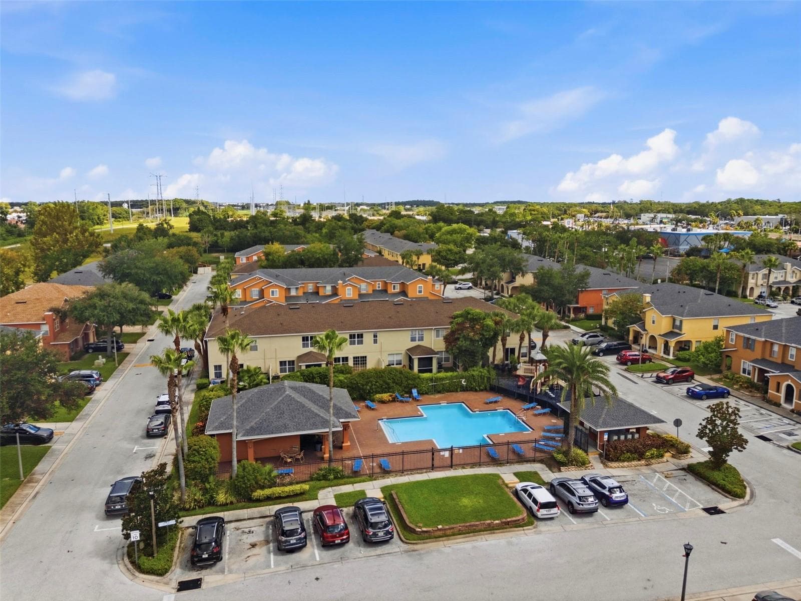 Townhouse at 2011 SEA FRONT CT, CLEARWATER, photo 44 of 58