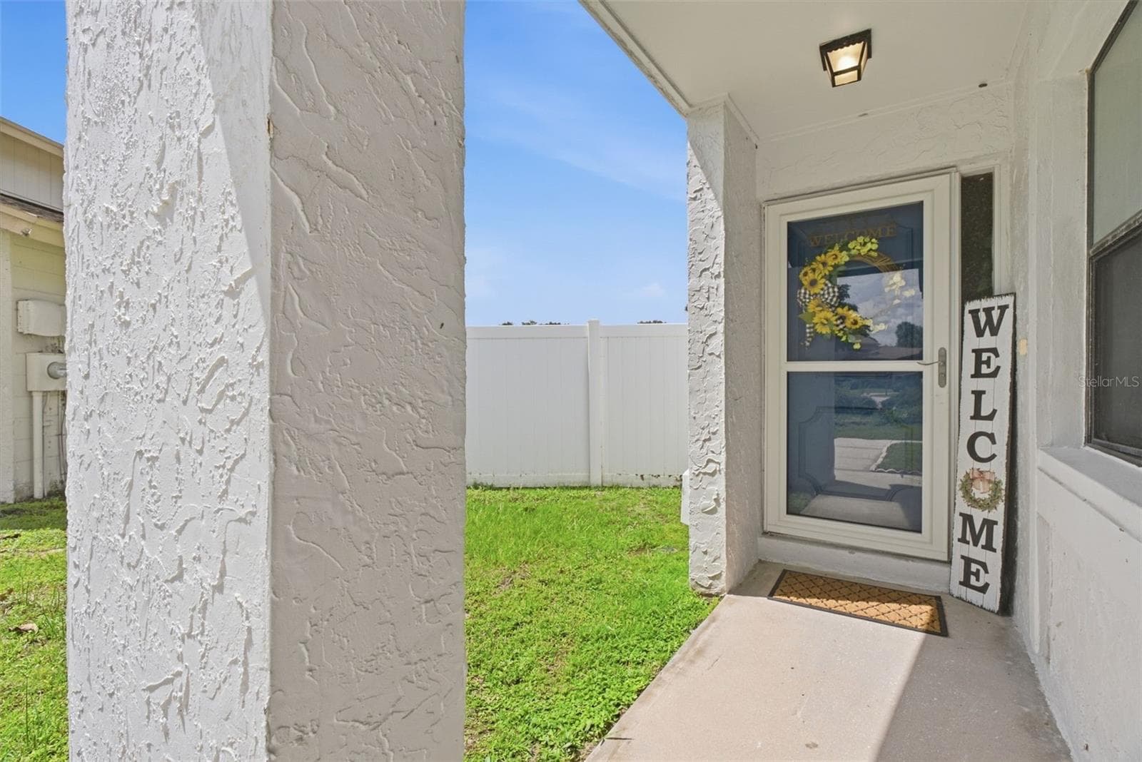 Single Family Residence at 10816 FAIRFIELD VILLAGE DR, TAMPA, photo 6 of 30