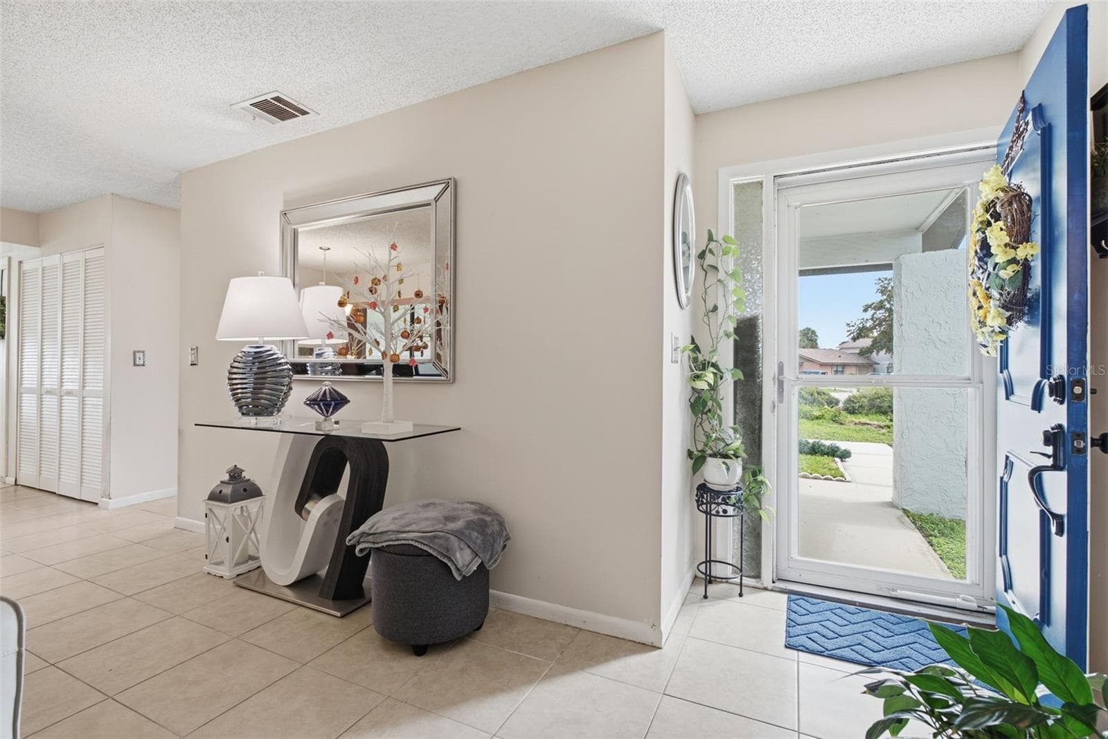 Single Family Residence at 10816 FAIRFIELD VILLAGE DR, TAMPA, photo 10 of 30