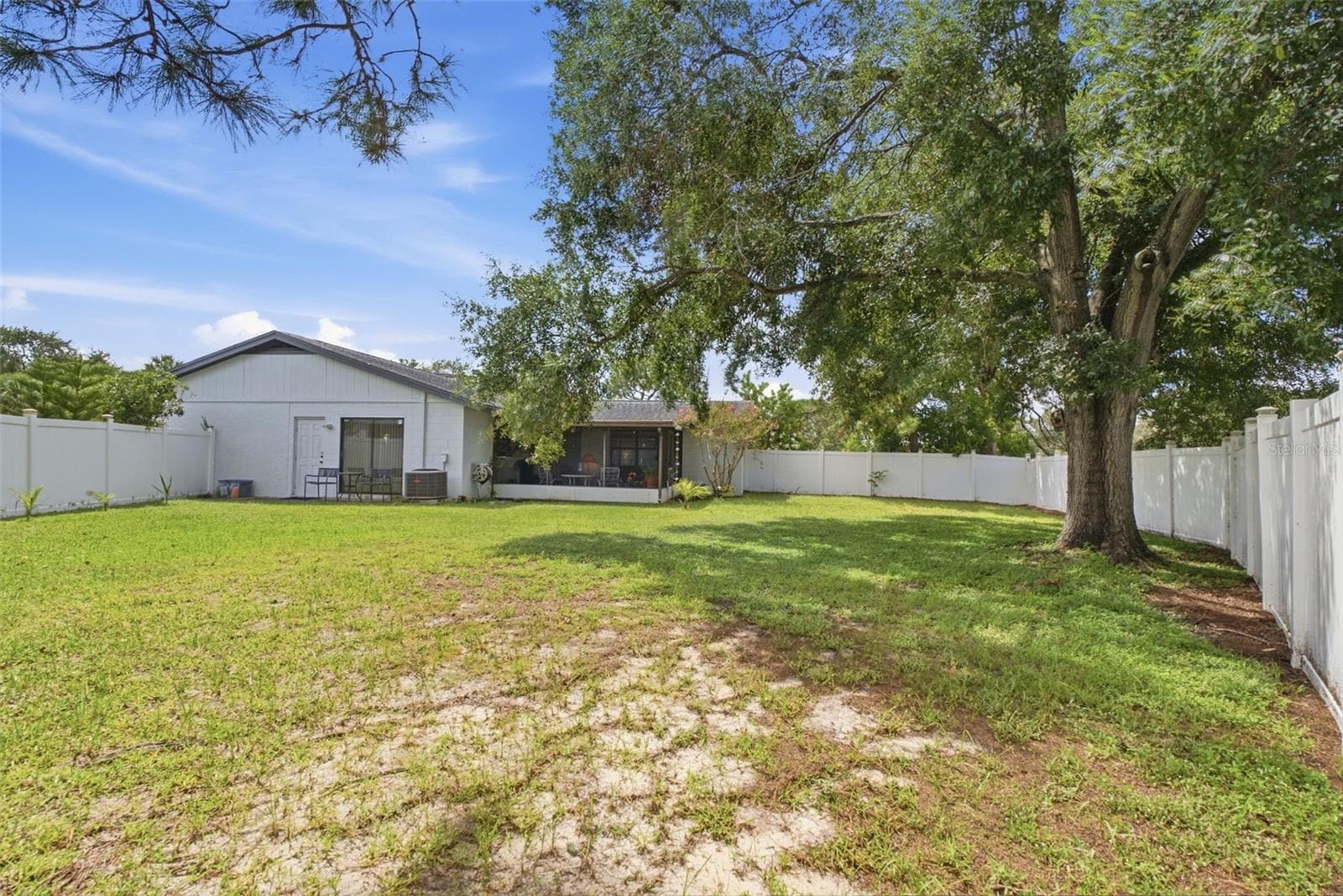 Single Family Residence at 10816 FAIRFIELD VILLAGE DR, TAMPA, photo 24 of 30