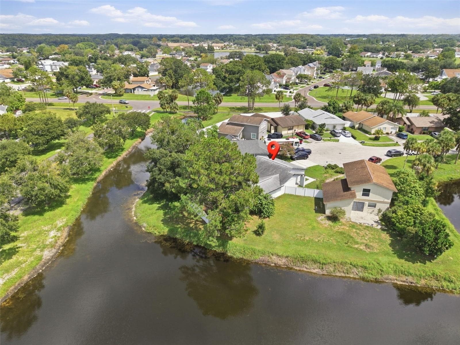 Single Family Residence at 10816 FAIRFIELD VILLAGE DR, TAMPA, photo 28 of 30