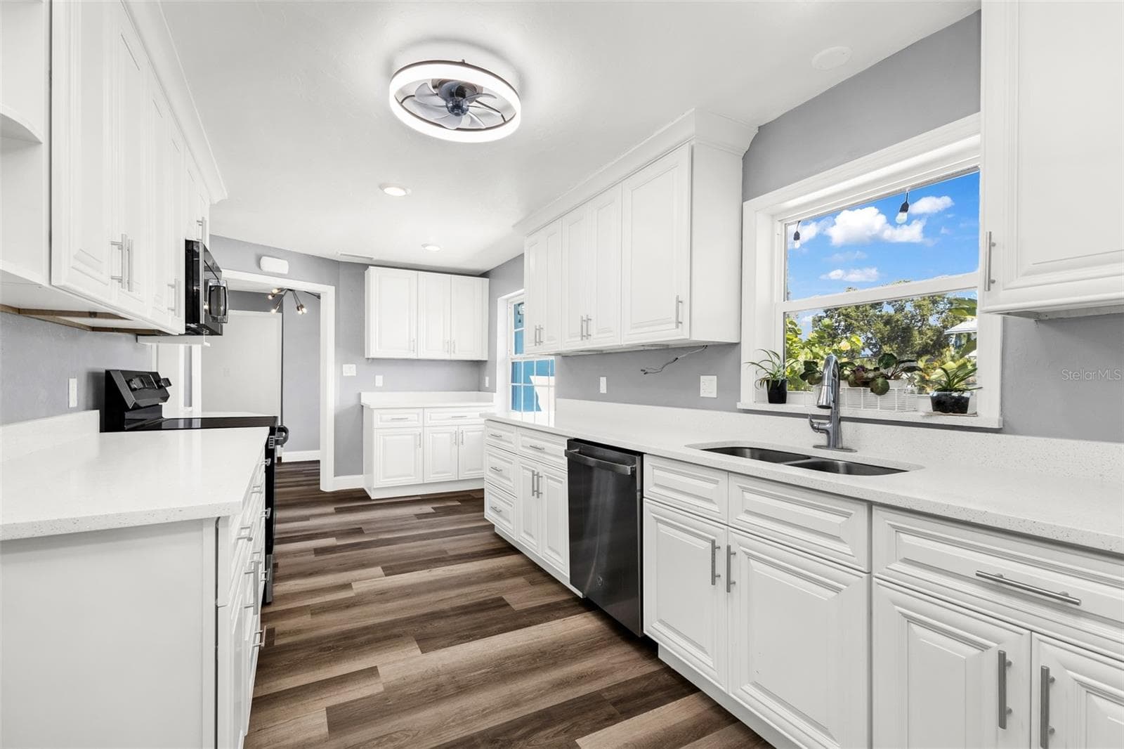 Kitchen - 3407 ISLAND VIEW DR, PUNTA GORDA