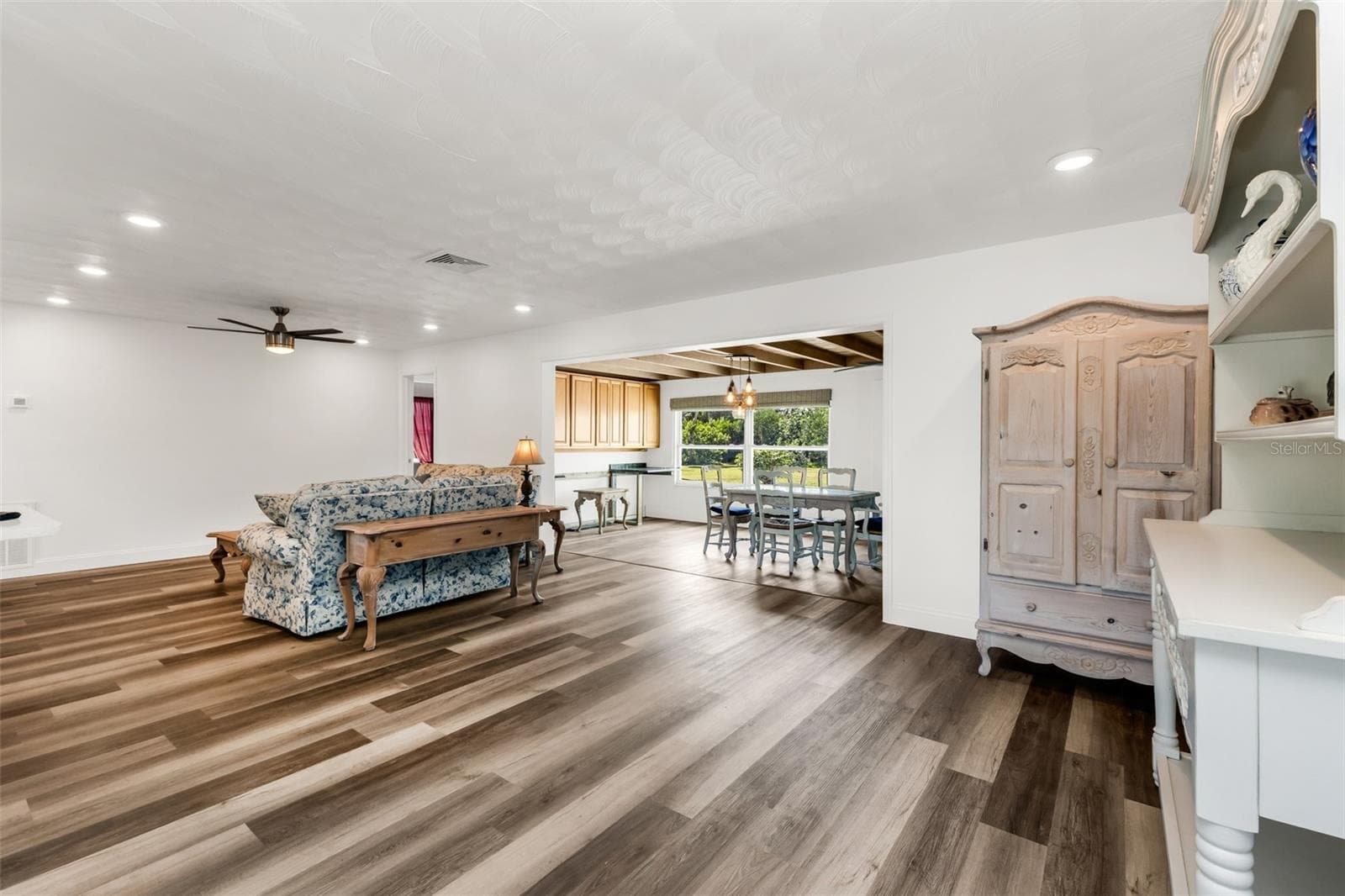 Living and dining room view - 3407 ISLAND VIEW DR, PUNTA GORDA