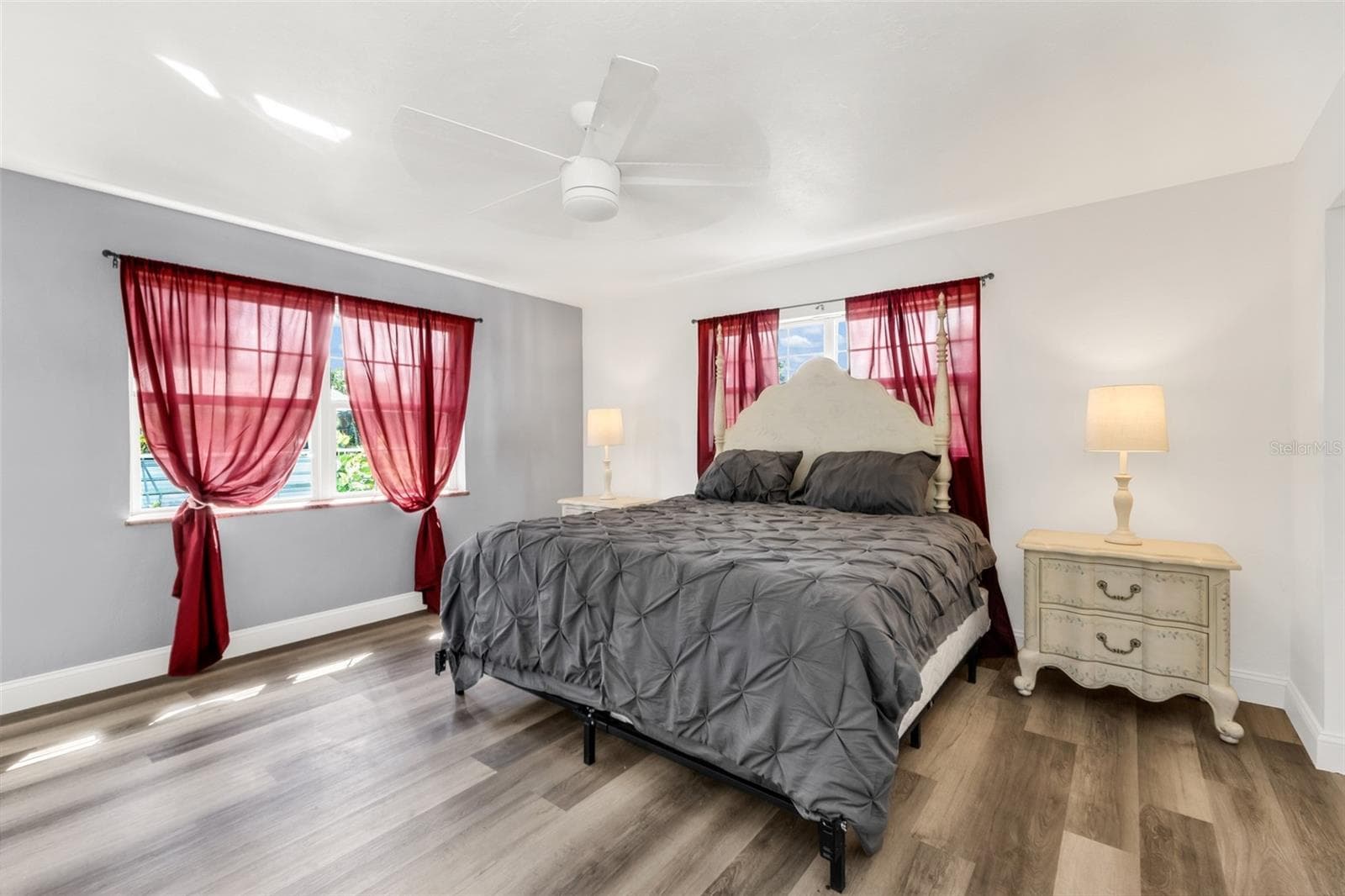 Primary bedroom with ensuite - 3407 ISLAND VIEW DR, PUNTA GORDA