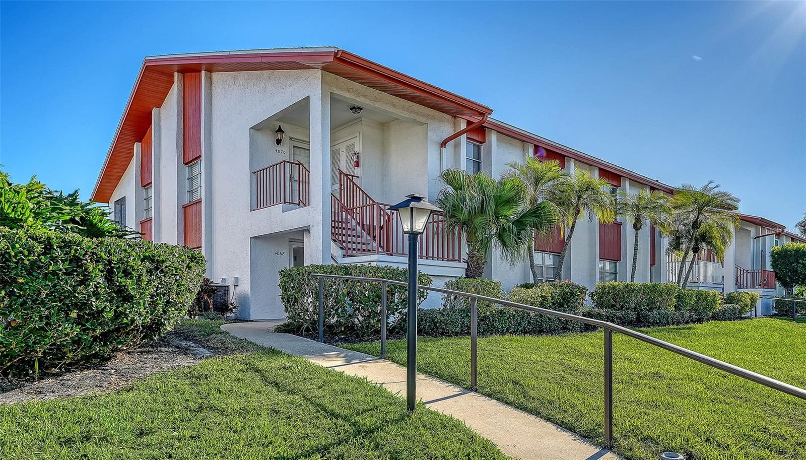 Condominium at 4868 INDEPENDENCE DR, BRADENTON, photo 2 of 72
