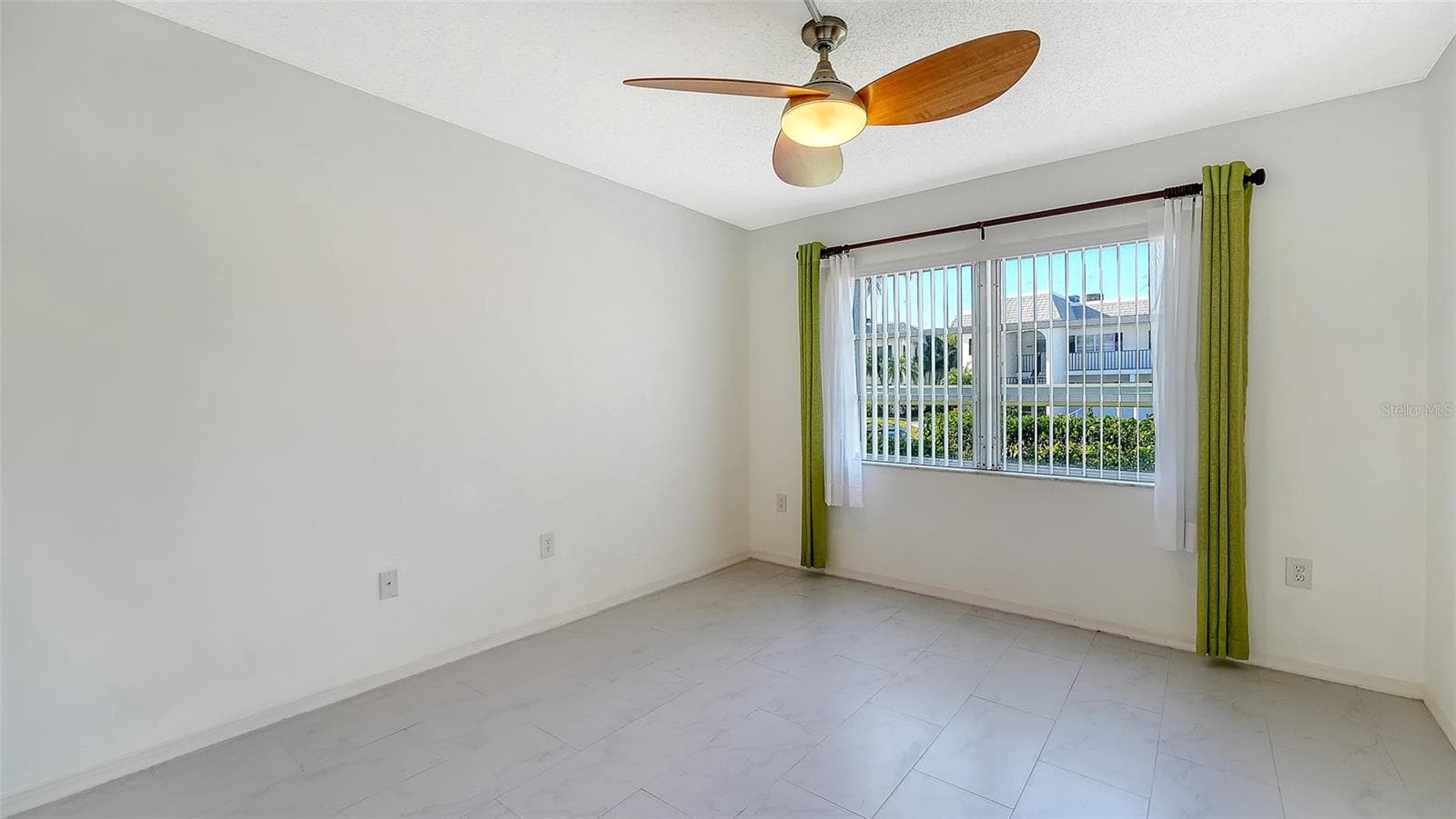Condominium at 4868 INDEPENDENCE DR, BRADENTON, photo 29 of 72
