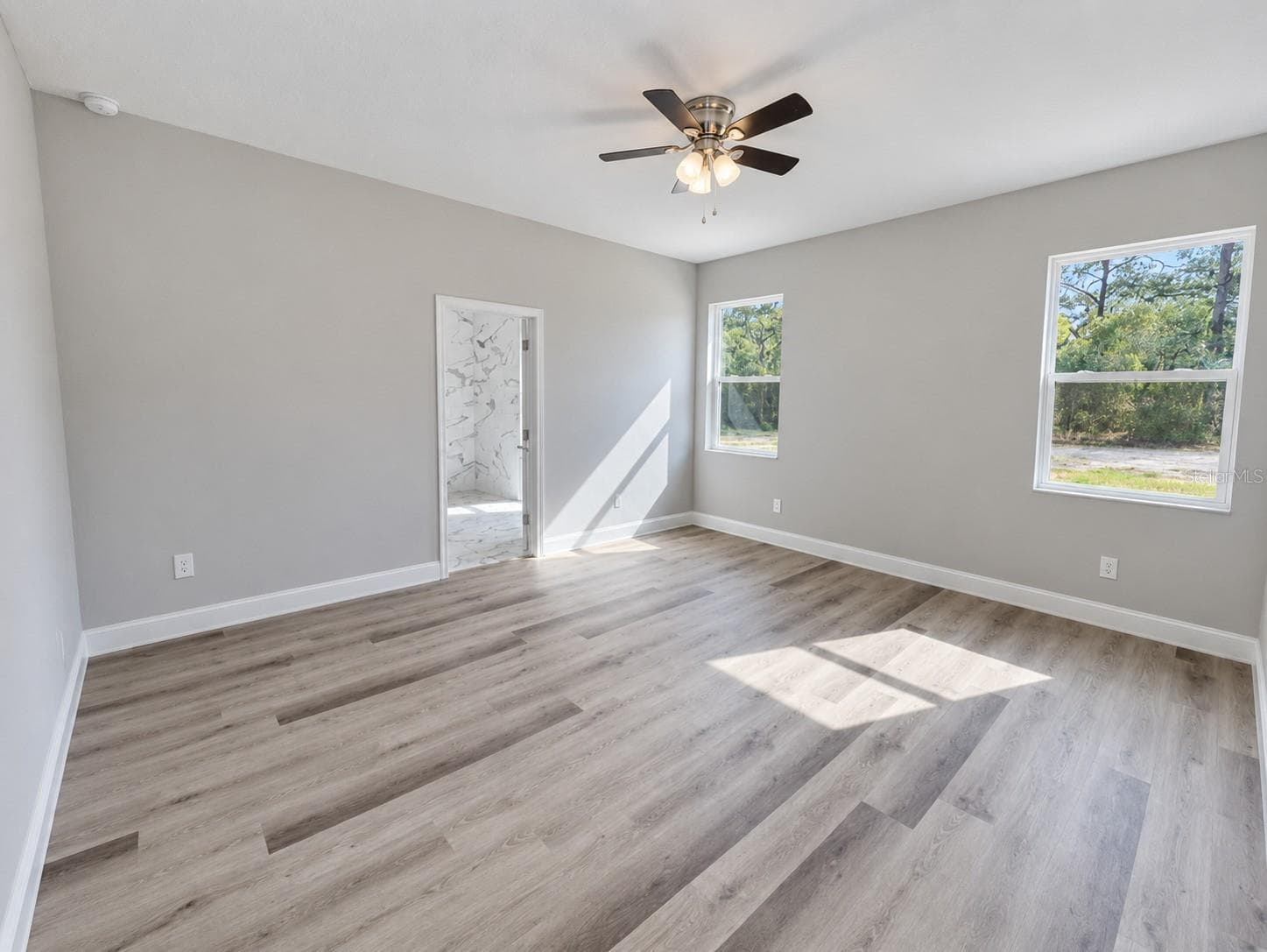 Owner Suite Model spacious - 21481 SW MARINE BLVD, DUNNELLON