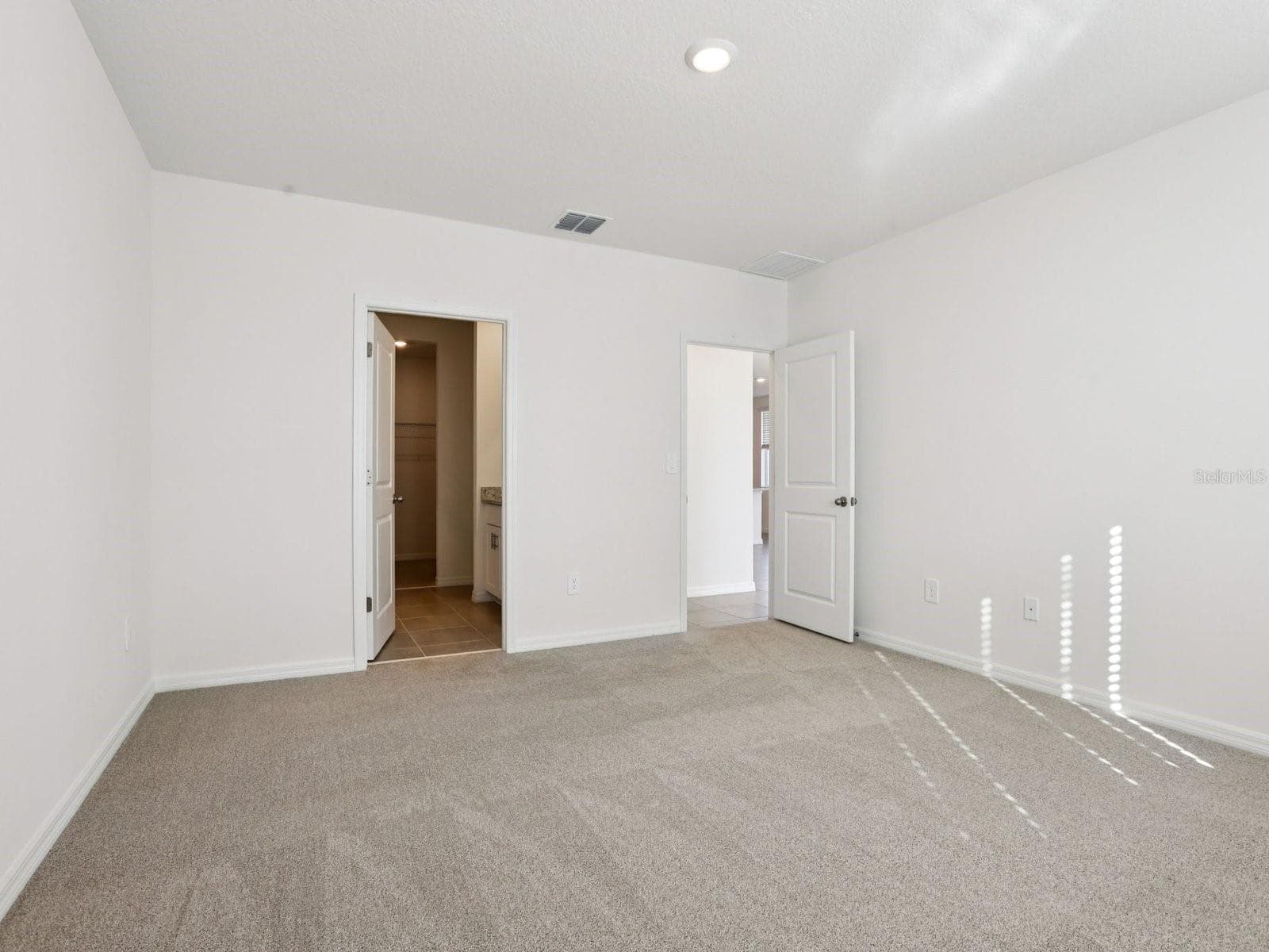 Photo is not of the actual home, but is an inspirational photo of builder’s model home and may depict options, furnishings, and/or decorator features that are not included - 3910 TEAK LN, BARTOW