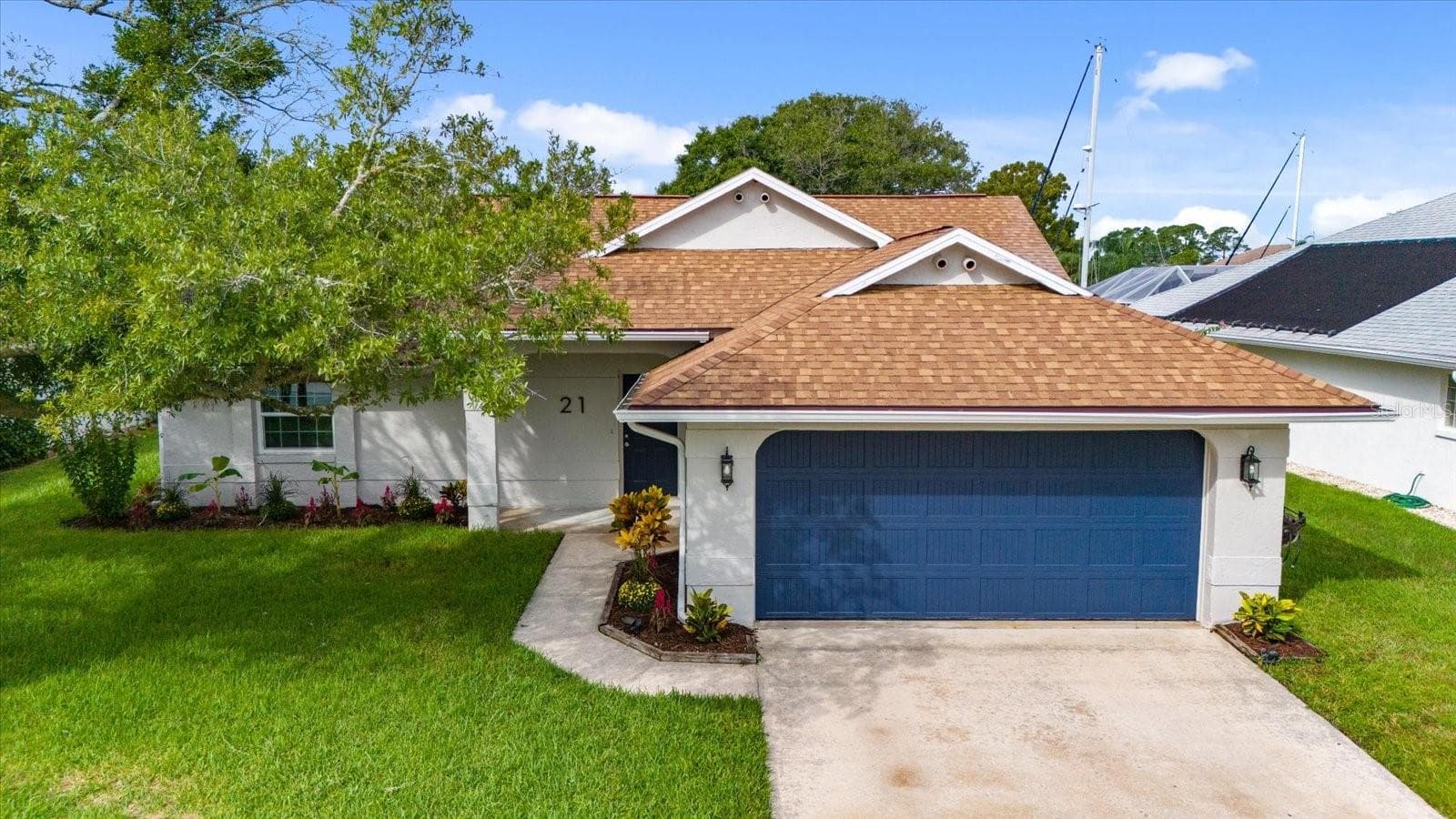 Single Family Residence at 21 COLLINGTON CT, PALM COAST, photo 3 of 36