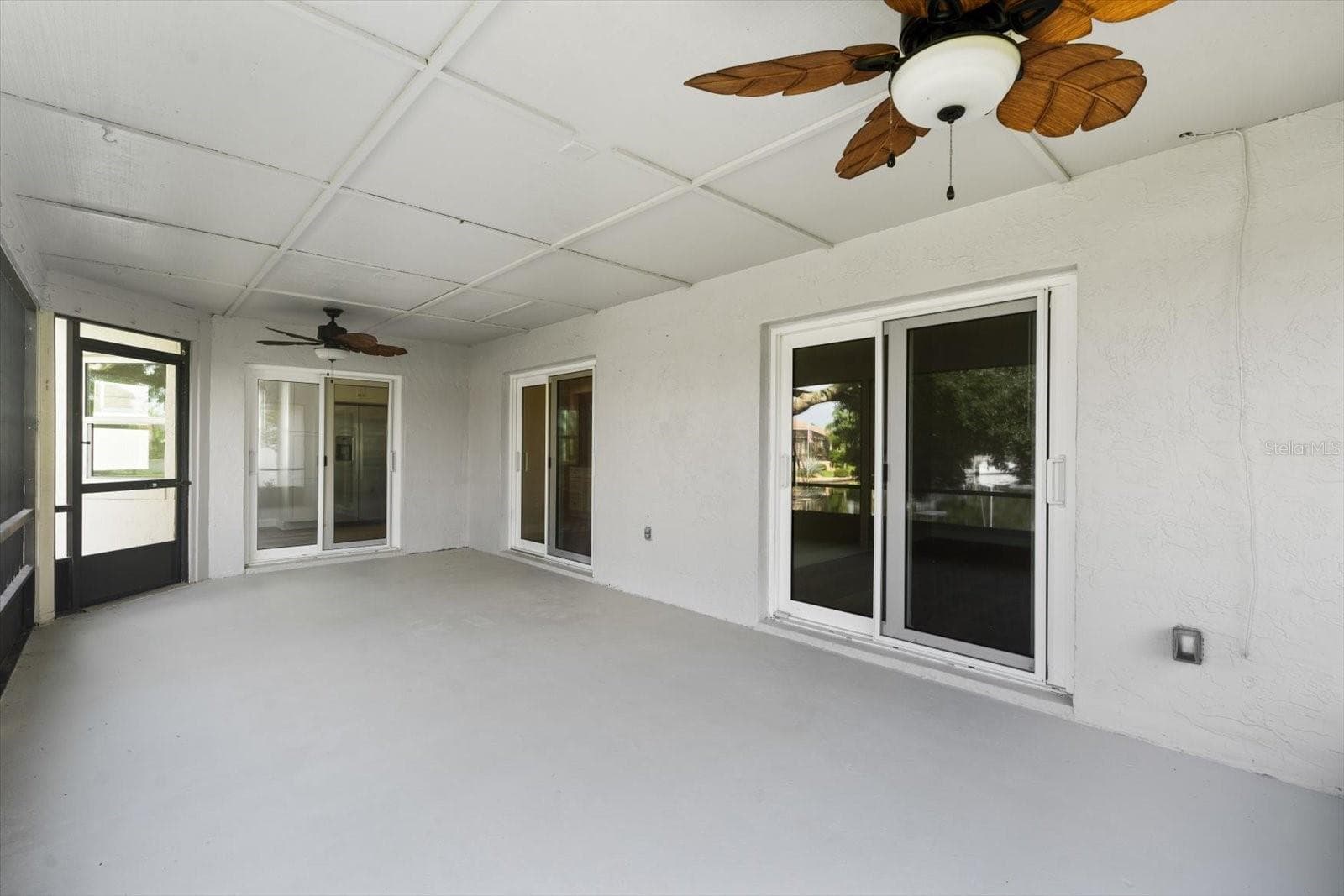 Single Family Residence at 21 COLLINGTON CT, PALM COAST, photo 27 of 36