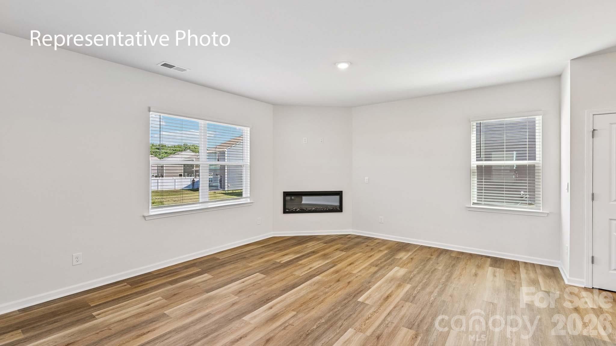 Single Family Residence at York, photo 7 of 60