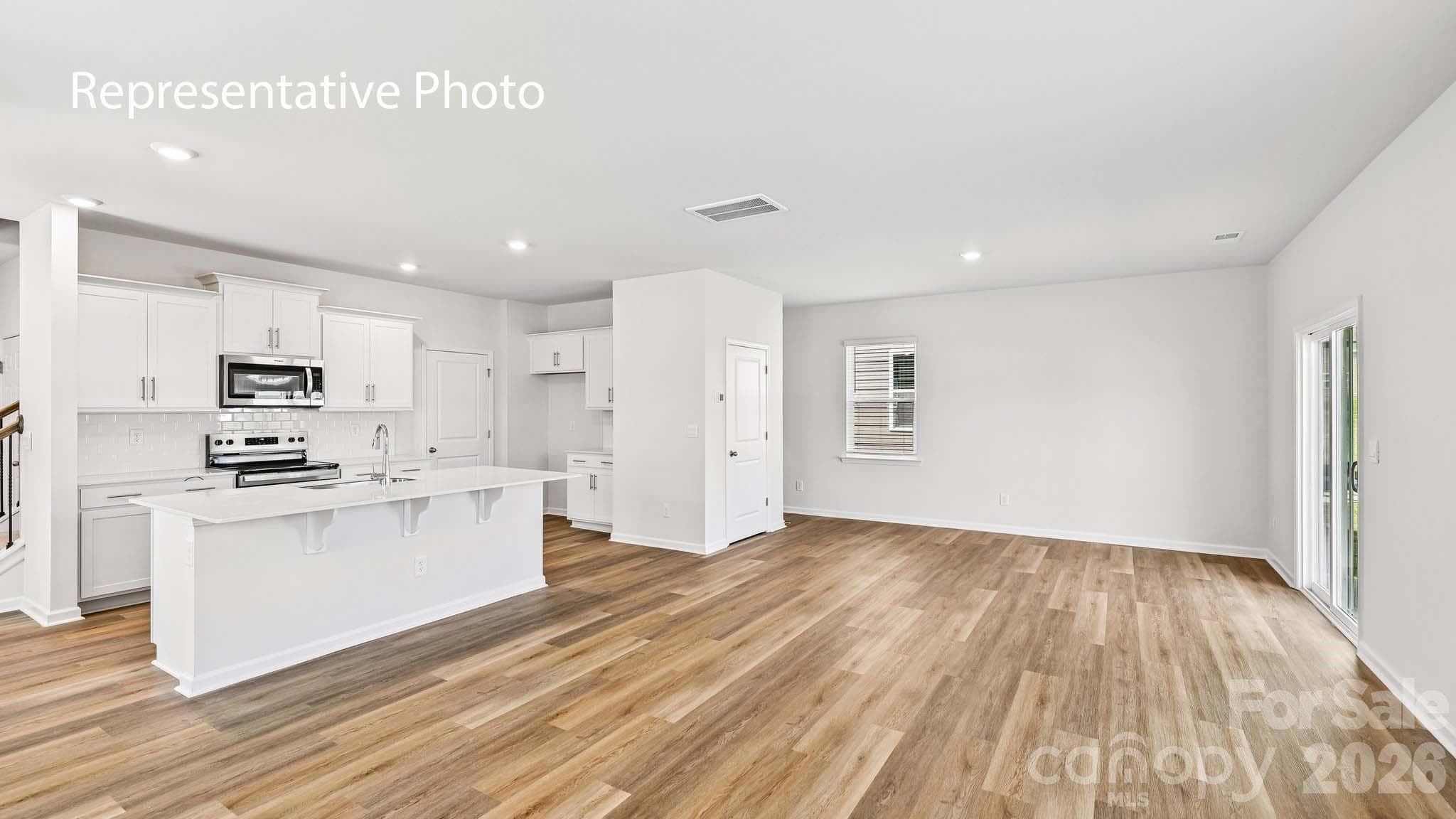 Single Family Residence at York, photo 11 of 60